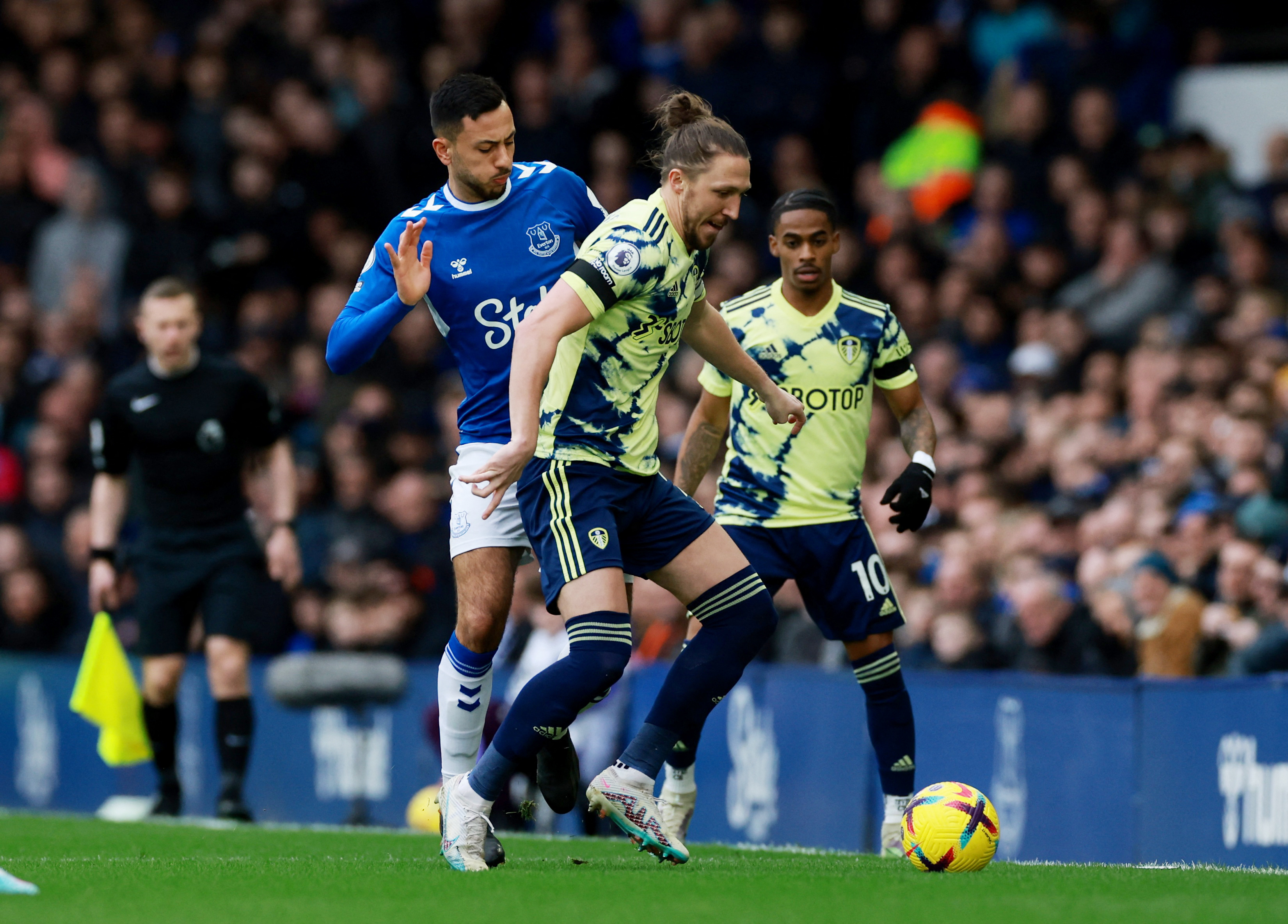 Premier League - Everton v Leeds United