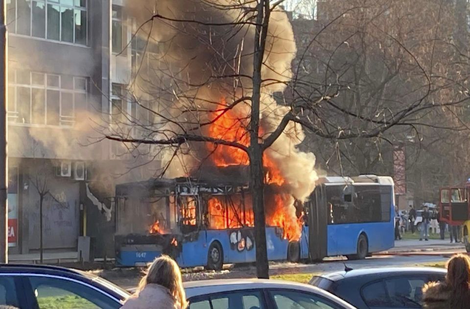 1676996656-bus_gori