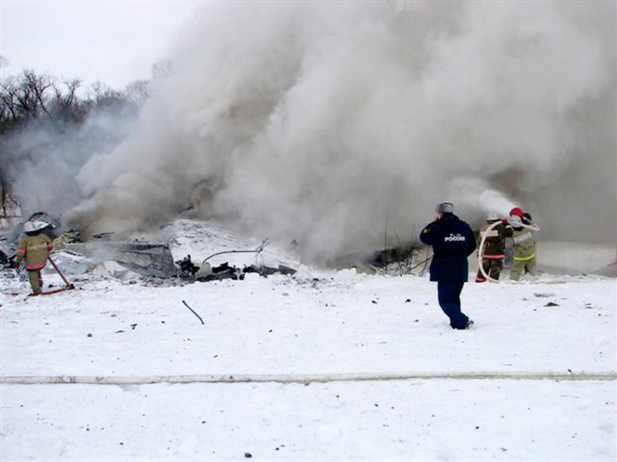 Antonov An 148 crashes during test in southern Russia