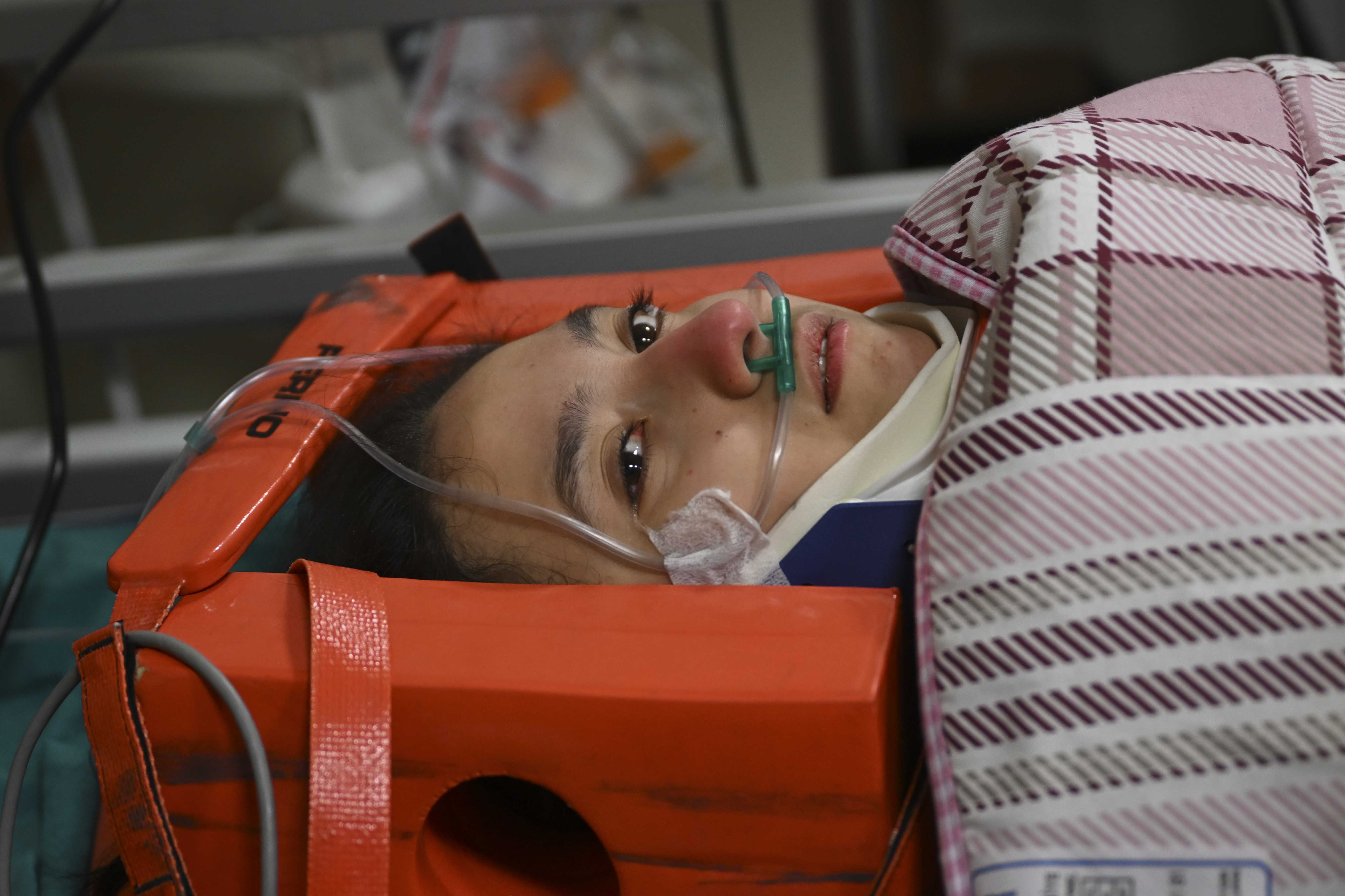 Čudo u Turkiye: Ispod ruševina spašena 17-godišnja Aleyna