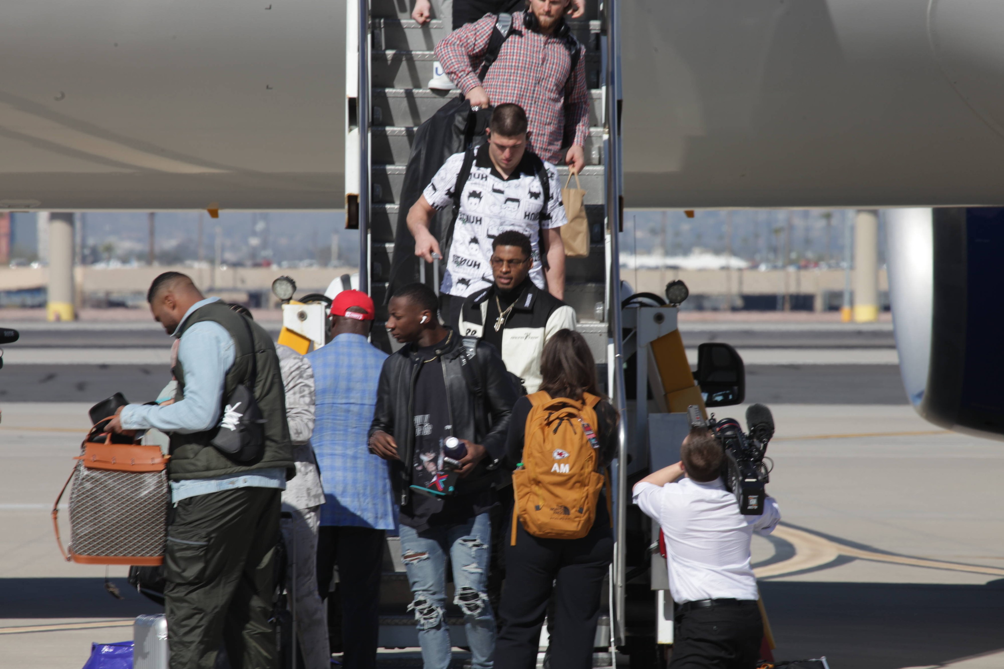 RECORD DATE NOT STATED Arrival of Kansas Players for SuperBowlLVII at Goldwater Air National Guard Base-Arizona. (INT) A