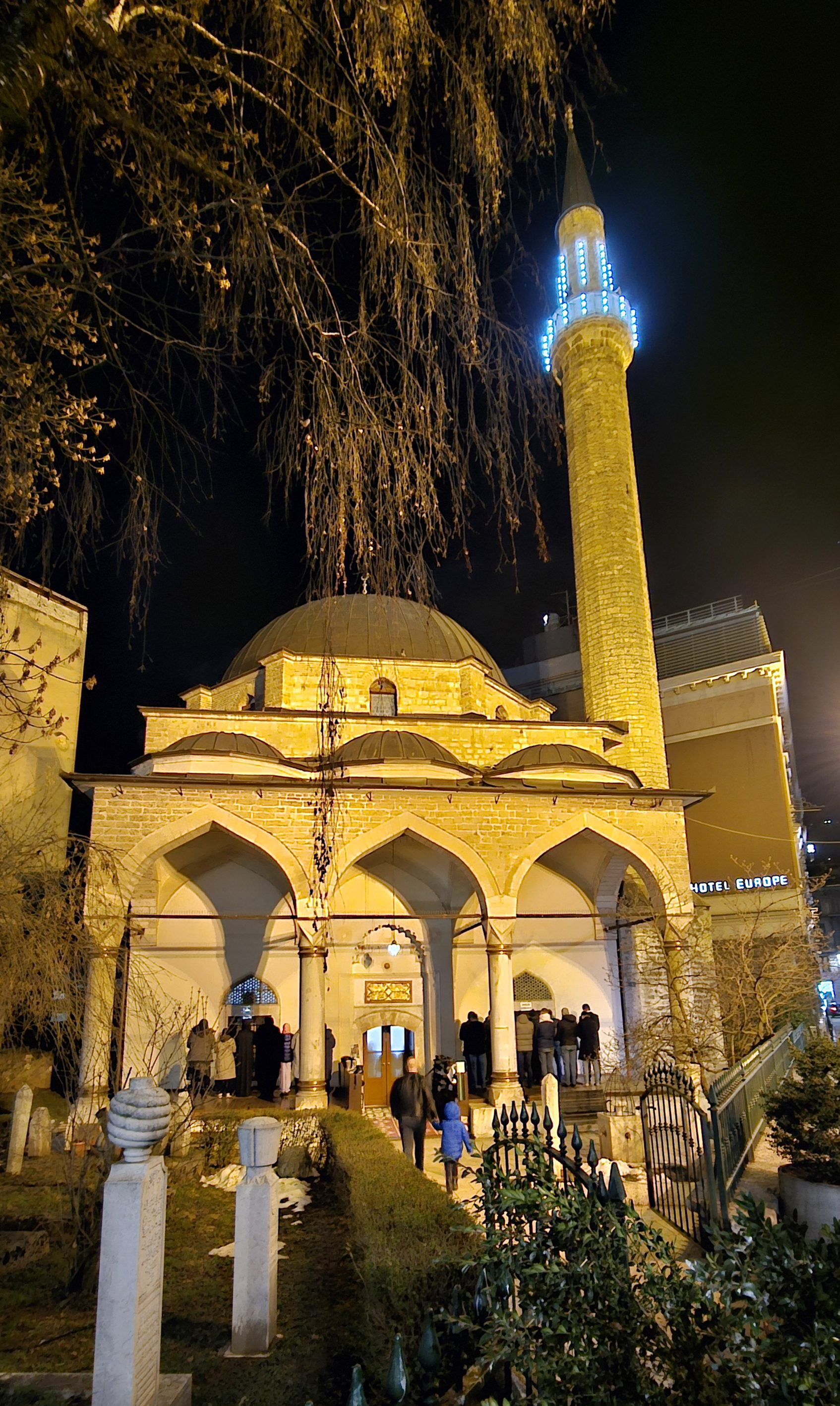 AA-20230306-30495608-30495605-NAGOVJESTAJ_MUBAREK_MJESECA_RAMAZANA_MUSLIMANI_OBILJEZAVAJU_ODABRANU_NOC_LEJLETULBERAT