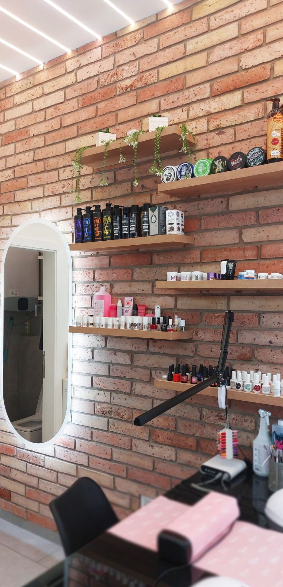 WhatsApp Image 2023-03-06 at 14.25.45 x