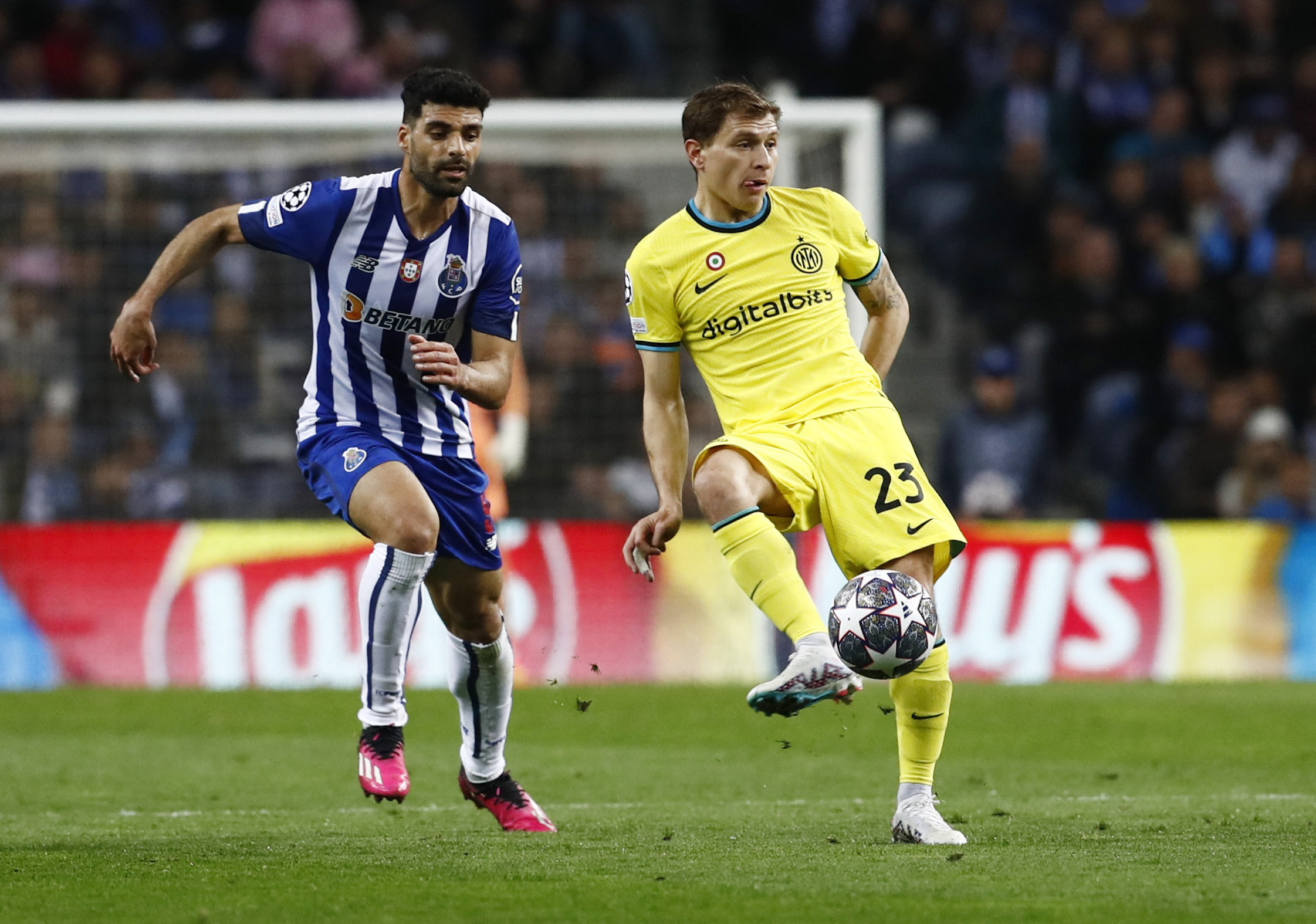 Champions League - Round of 16 - Second Leg - FC Porto v Inter Milan
