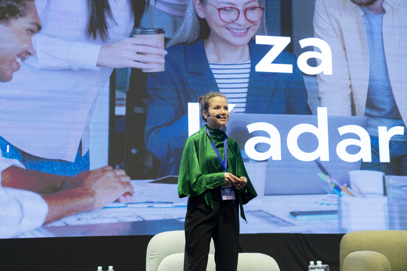 FMCG_2023_Lingograpgher_1350px_2k23_311