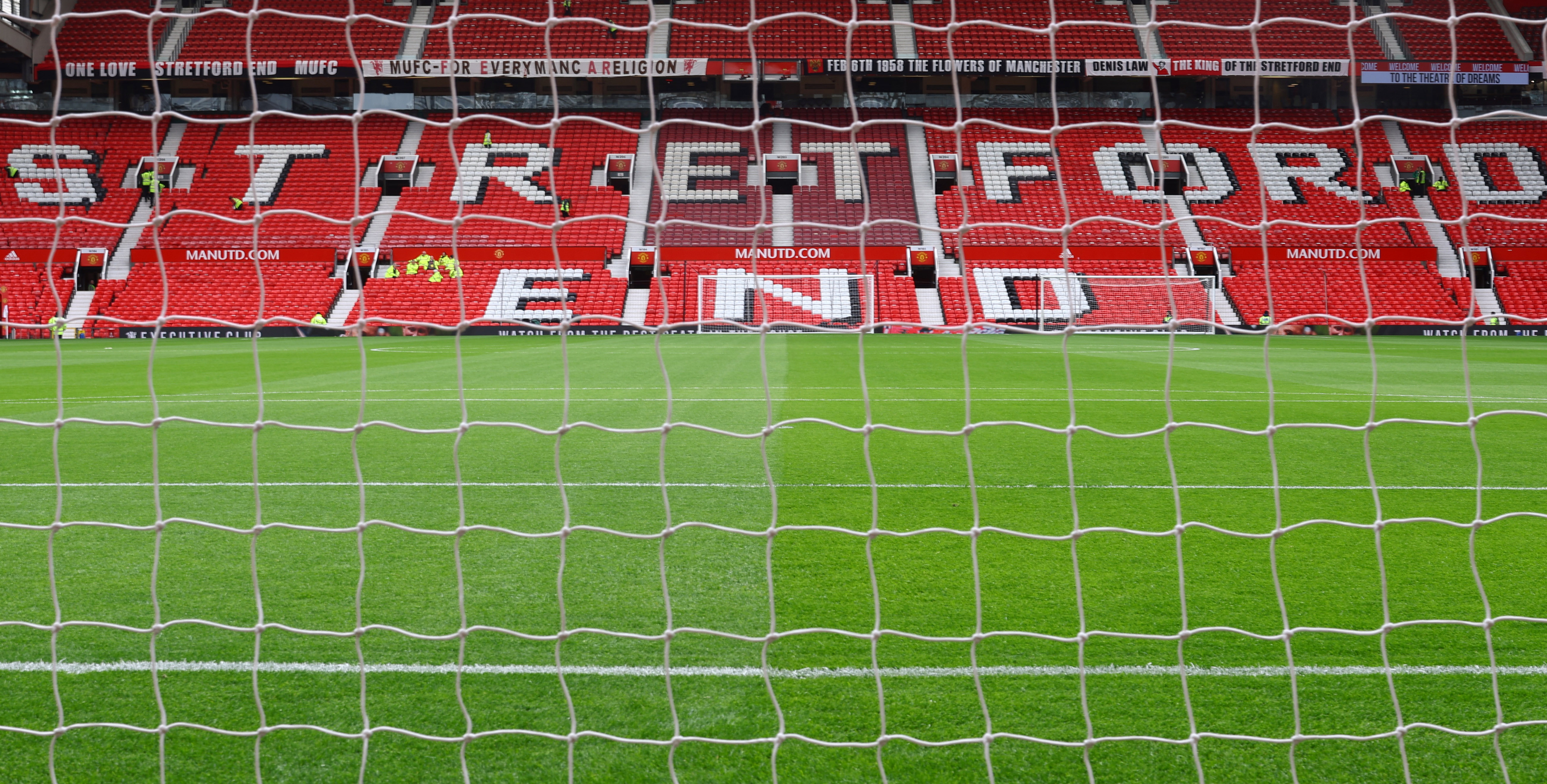 FA Cup - Quarter-Final - Manchester United v Fulham