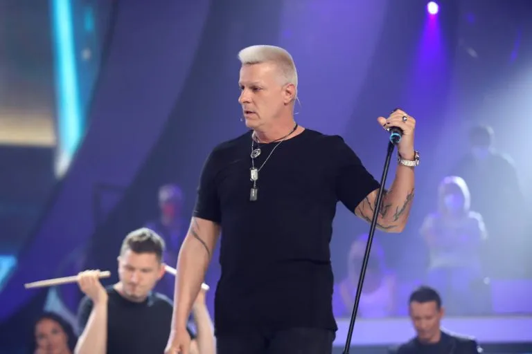 b673764529cdafa706e542aec66ef2d9fcd602df-768x512