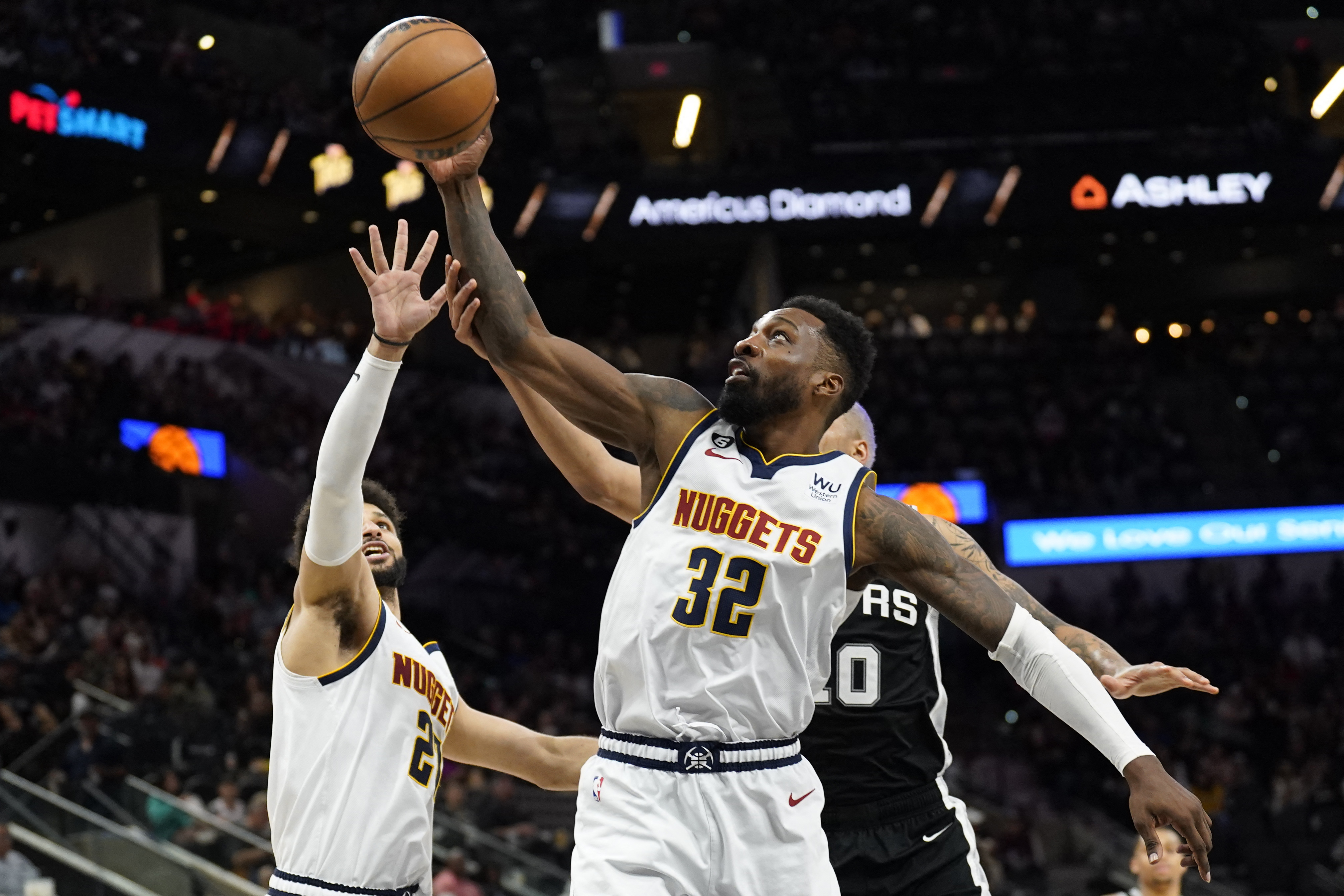 NBA: Denver Nuggets at San Antonio Spurs