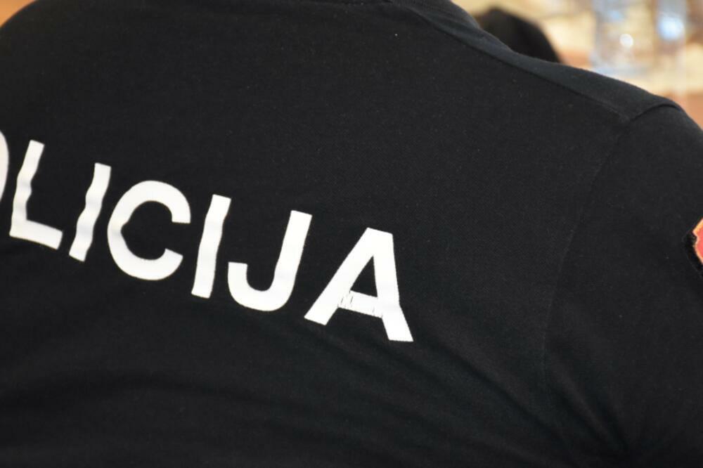 5408789_5225143-untitled-ls_ls