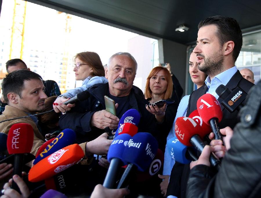 jakov_nakon_glasanja_682x900