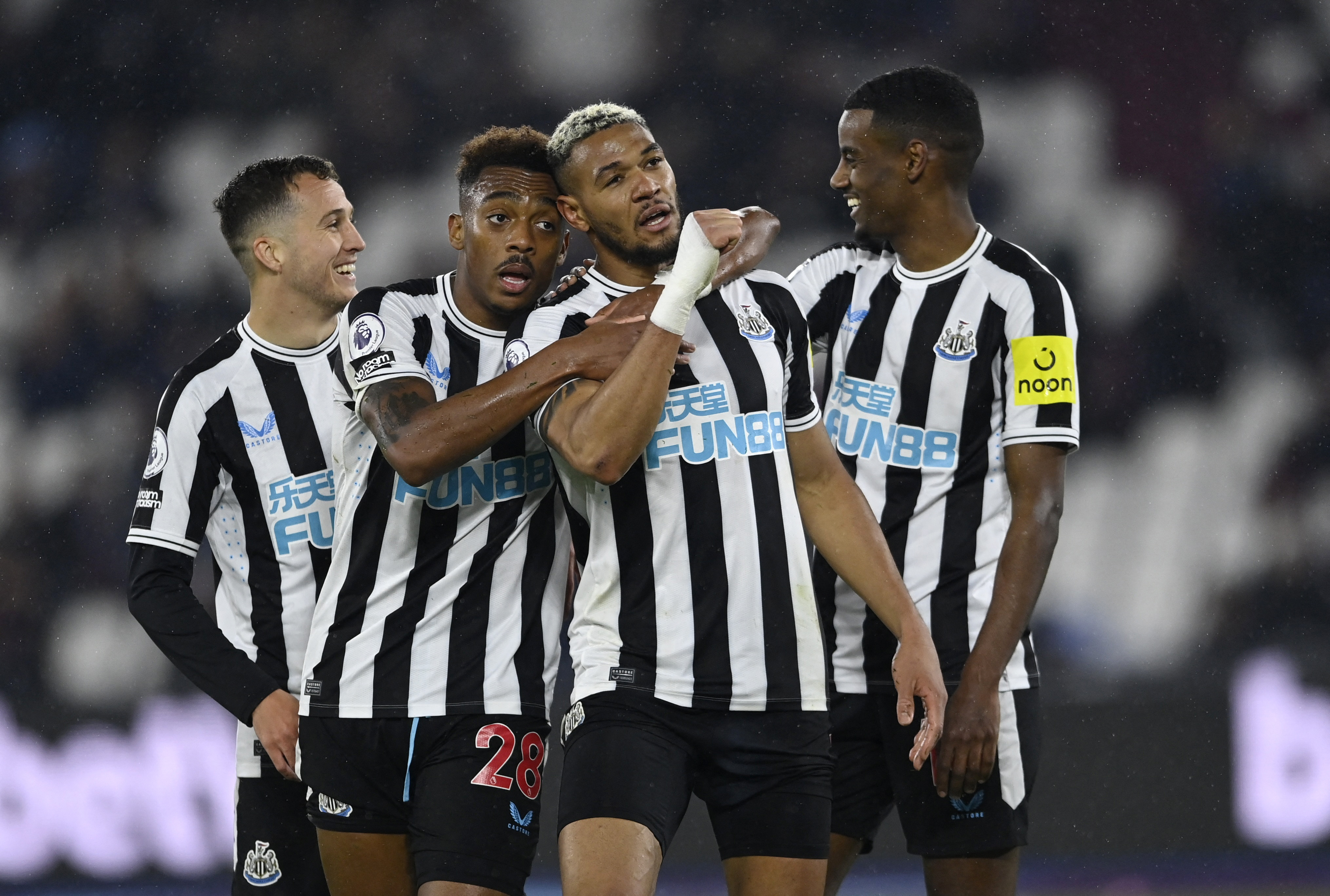 Premier League - West Ham United v Newcastle United