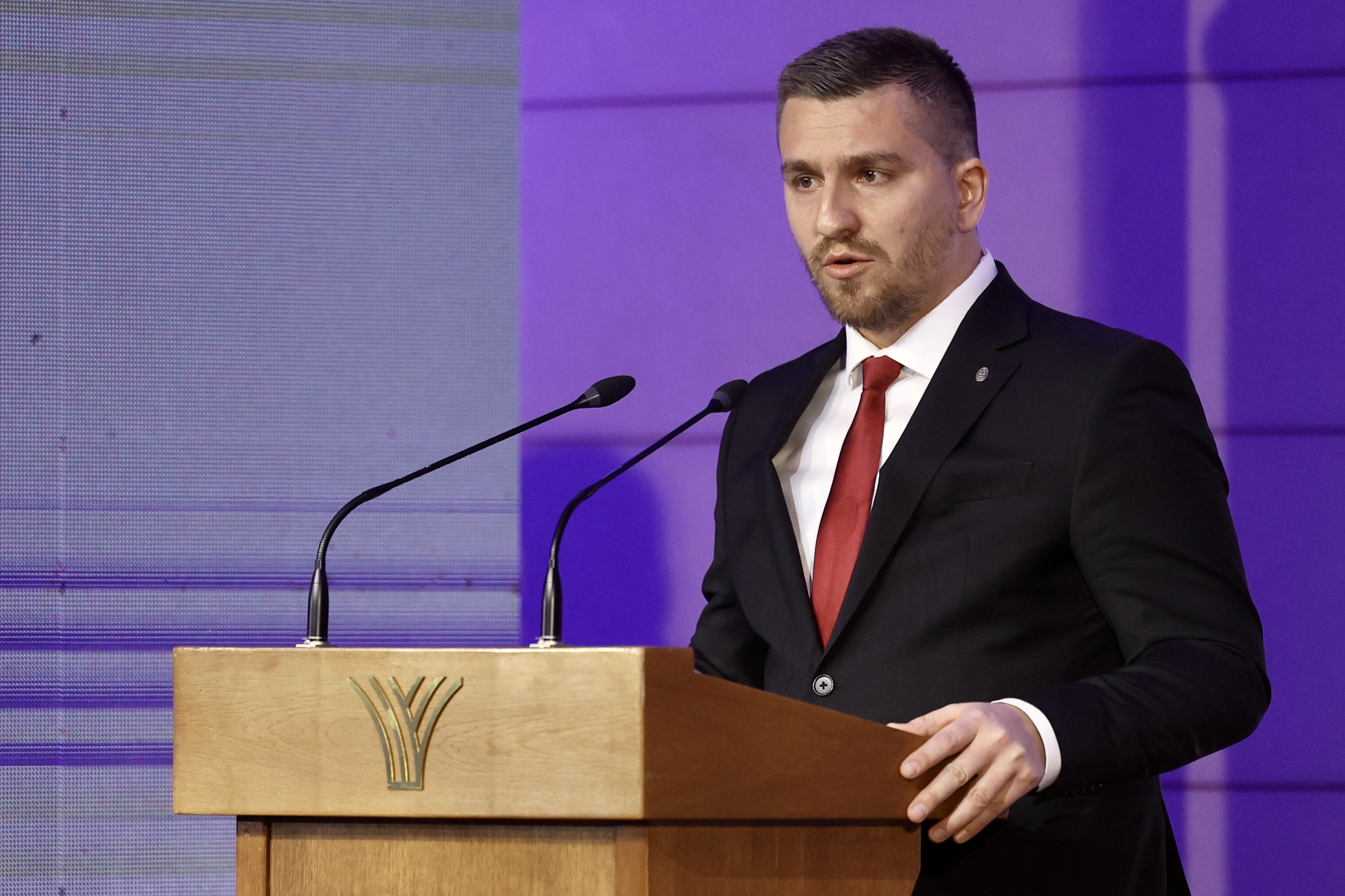 jasmin-ademović-image00007