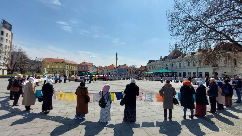 majke srebrenice fena