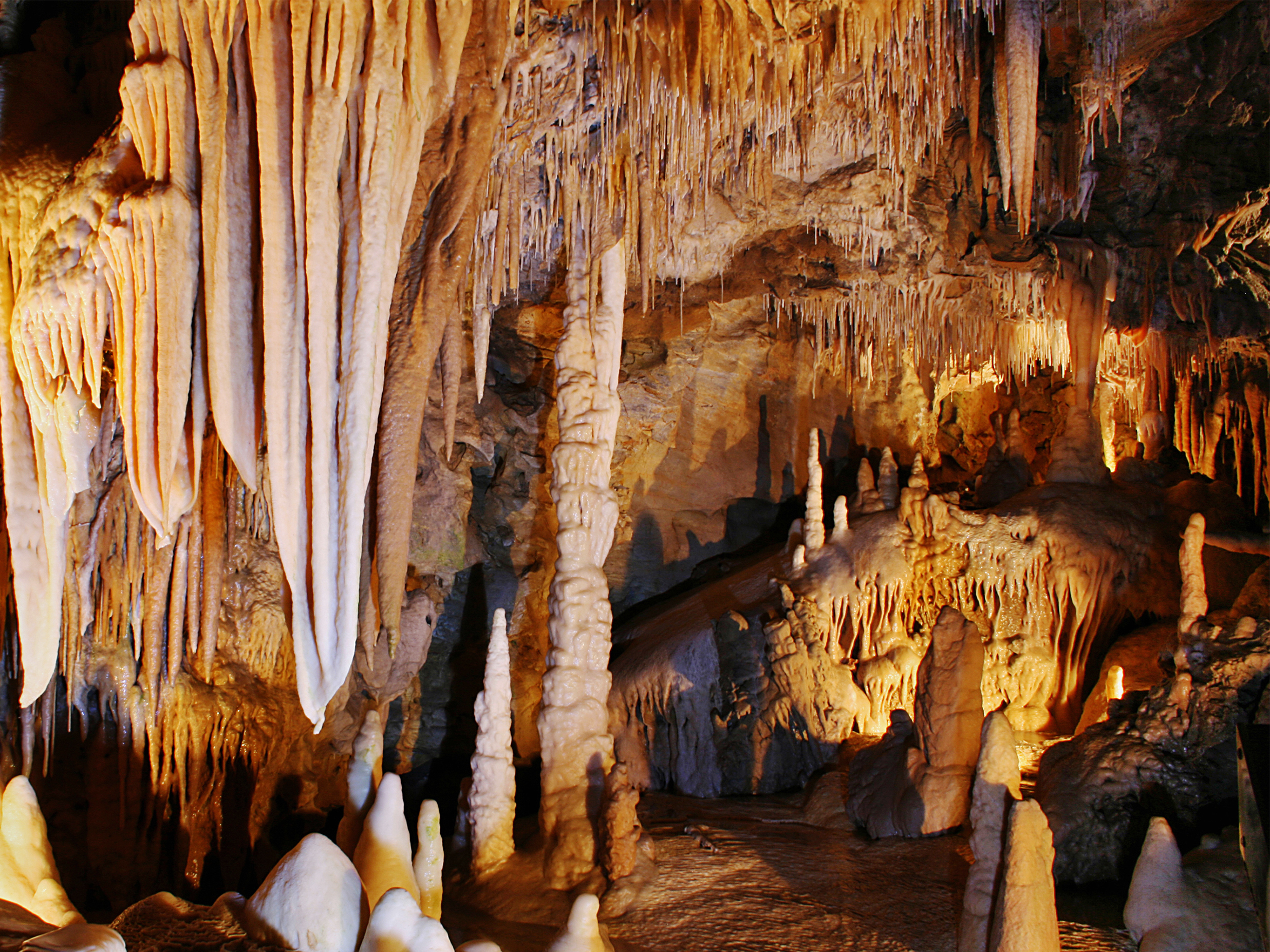 Stalactites,And,Stalagmites,In,A,Cave.