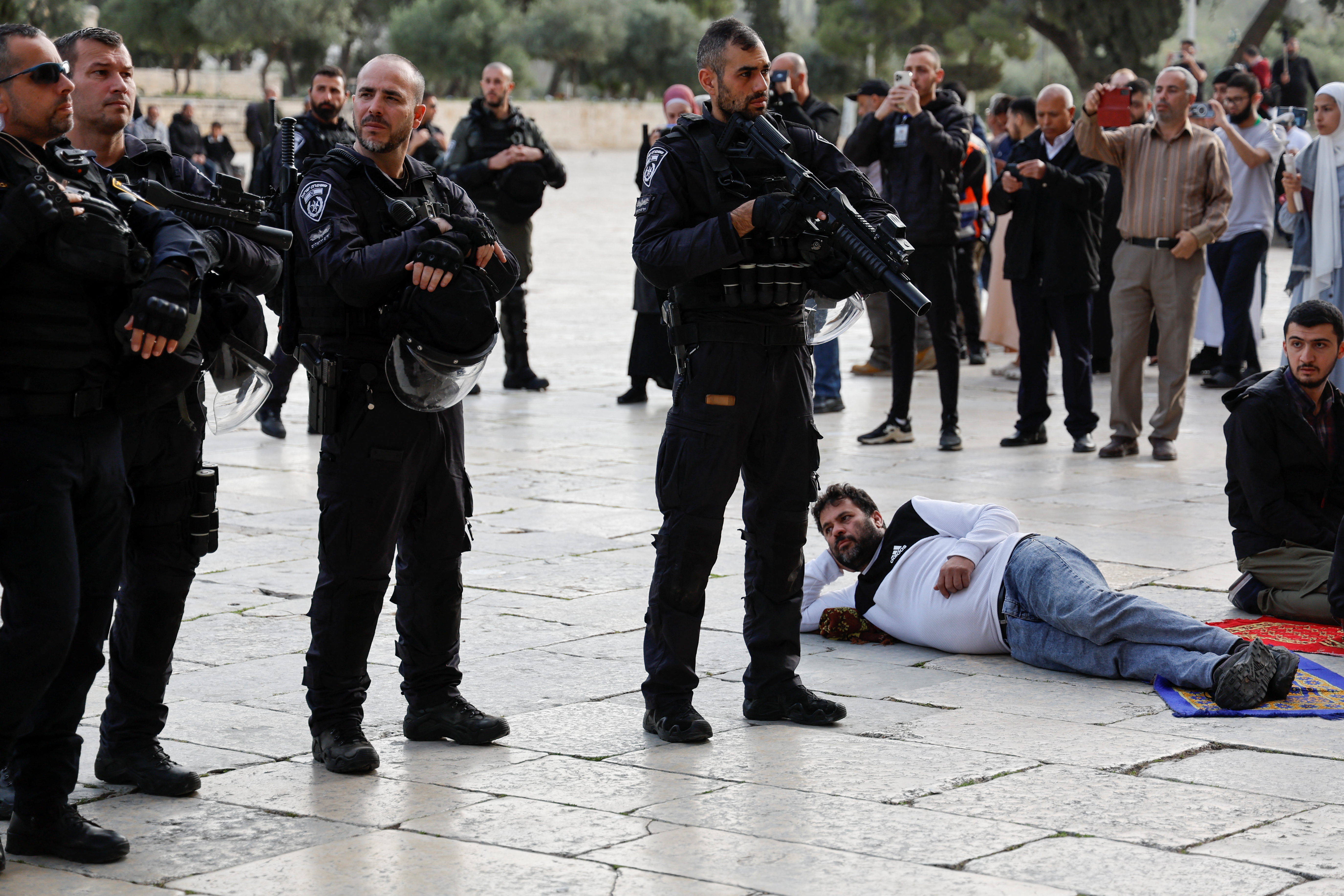 Tension arises during clashes with Palestinians in Jerusalem's Old City