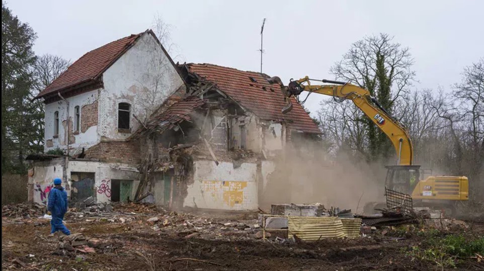 1681372365-Kerpen-rusevine