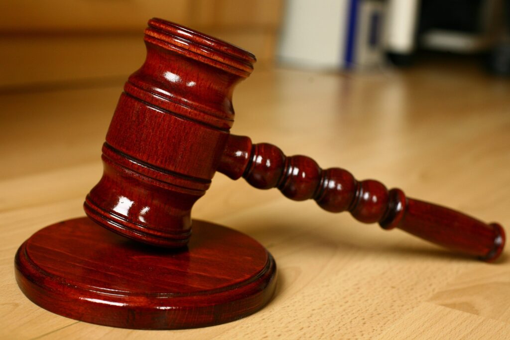 1679927535-gavel-g080df2632_1920-1024x683