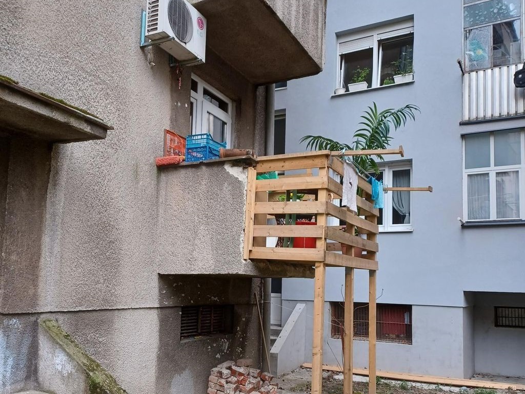 1681458342-balkon-u-zagrebu