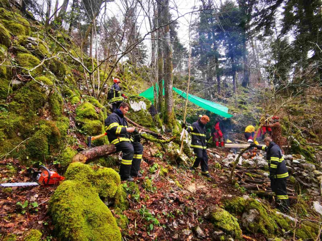 1681655912-image00003-1024x768