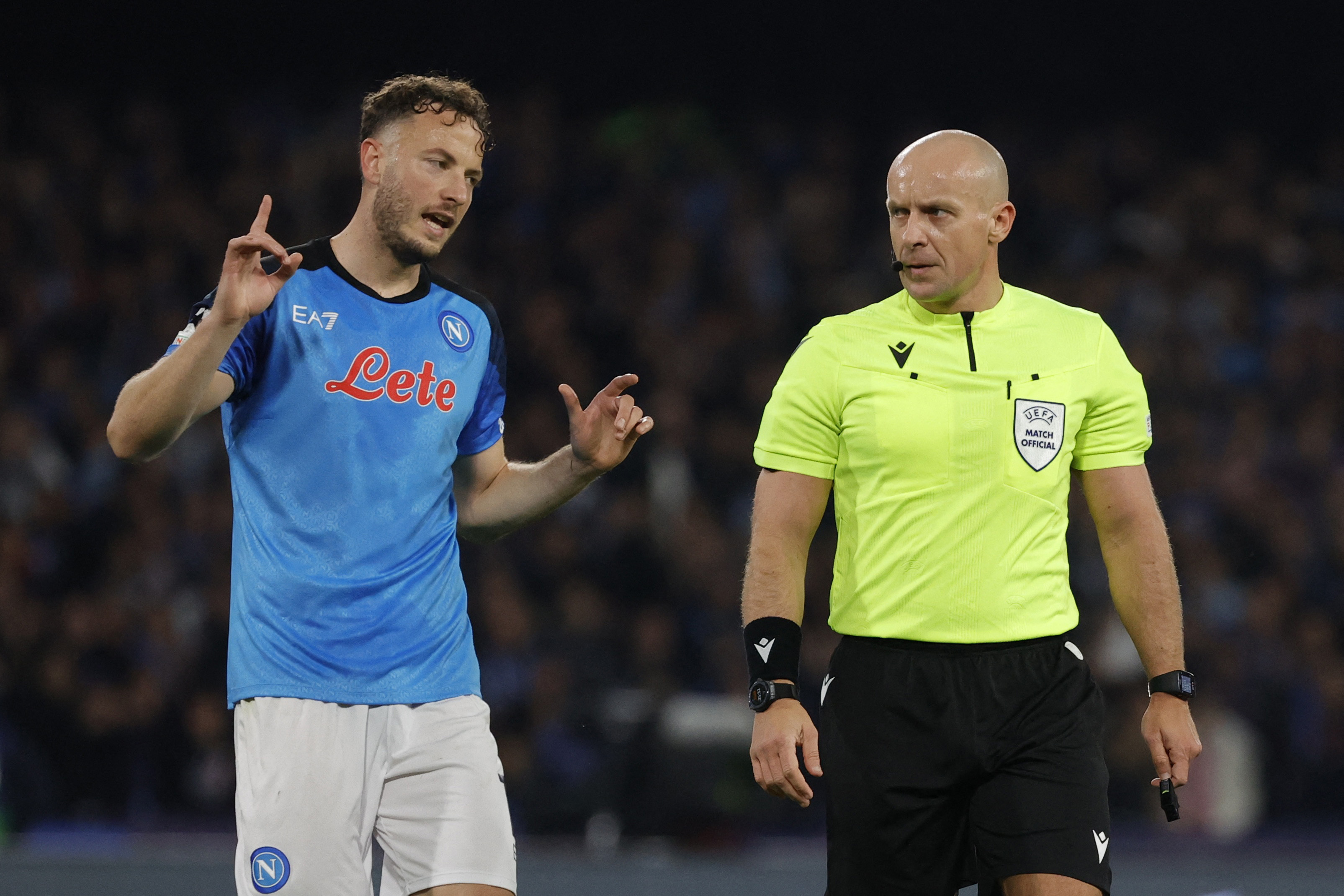 REUTERS/Ciro De Luca