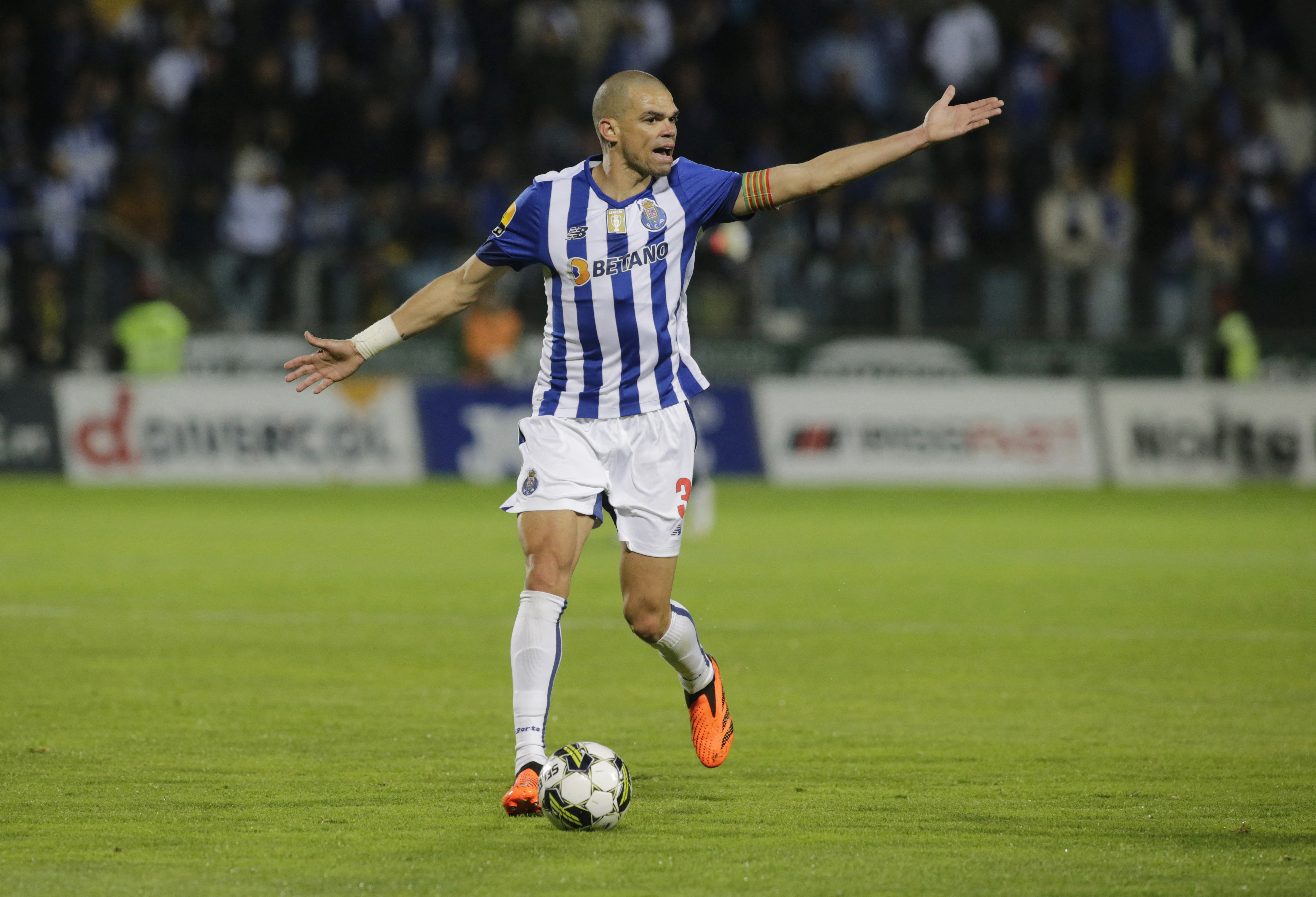 Primeira Liga - Pacos Ferreira v FC Porto