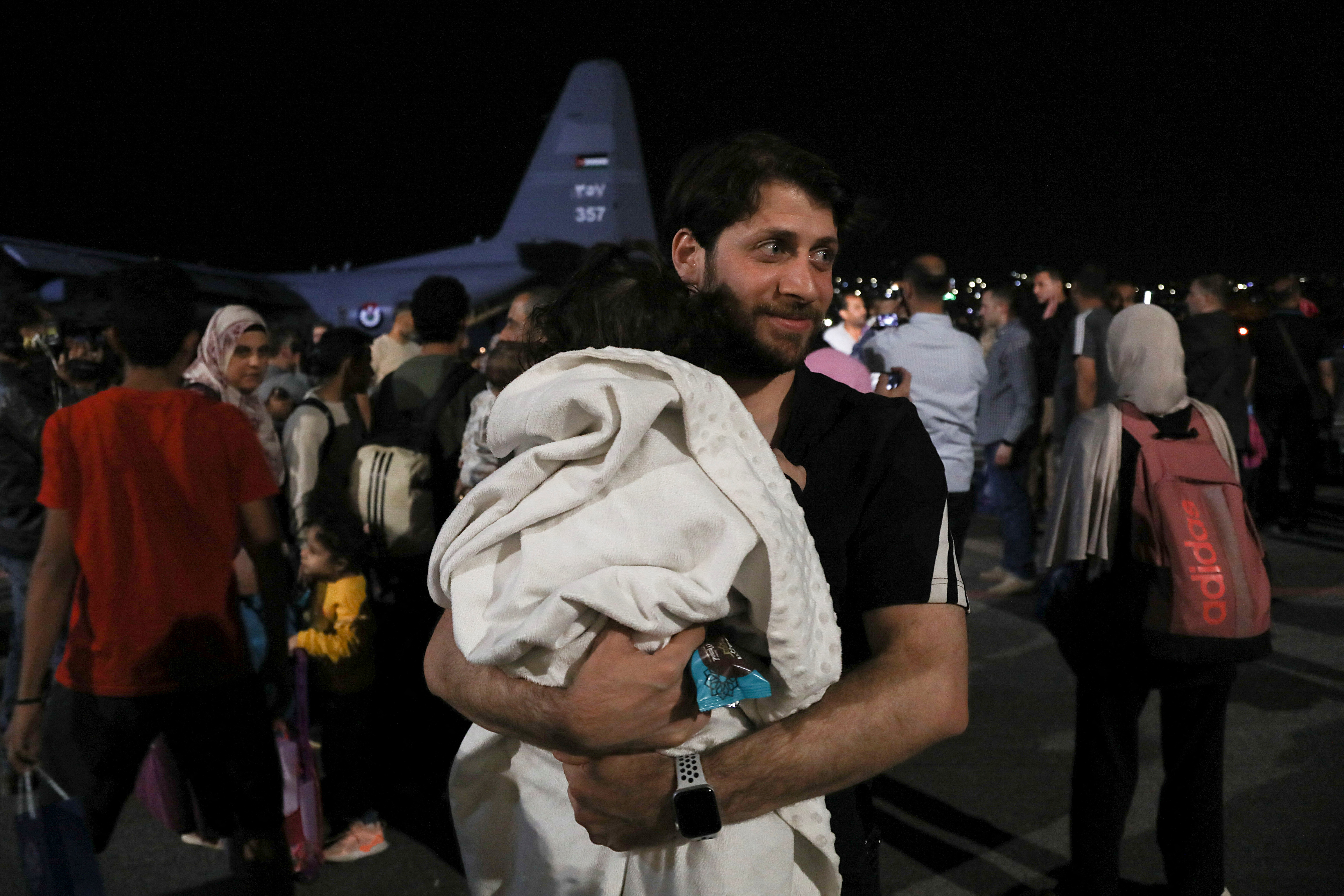 Jordanians evacuated from Sudan arrive in Amman