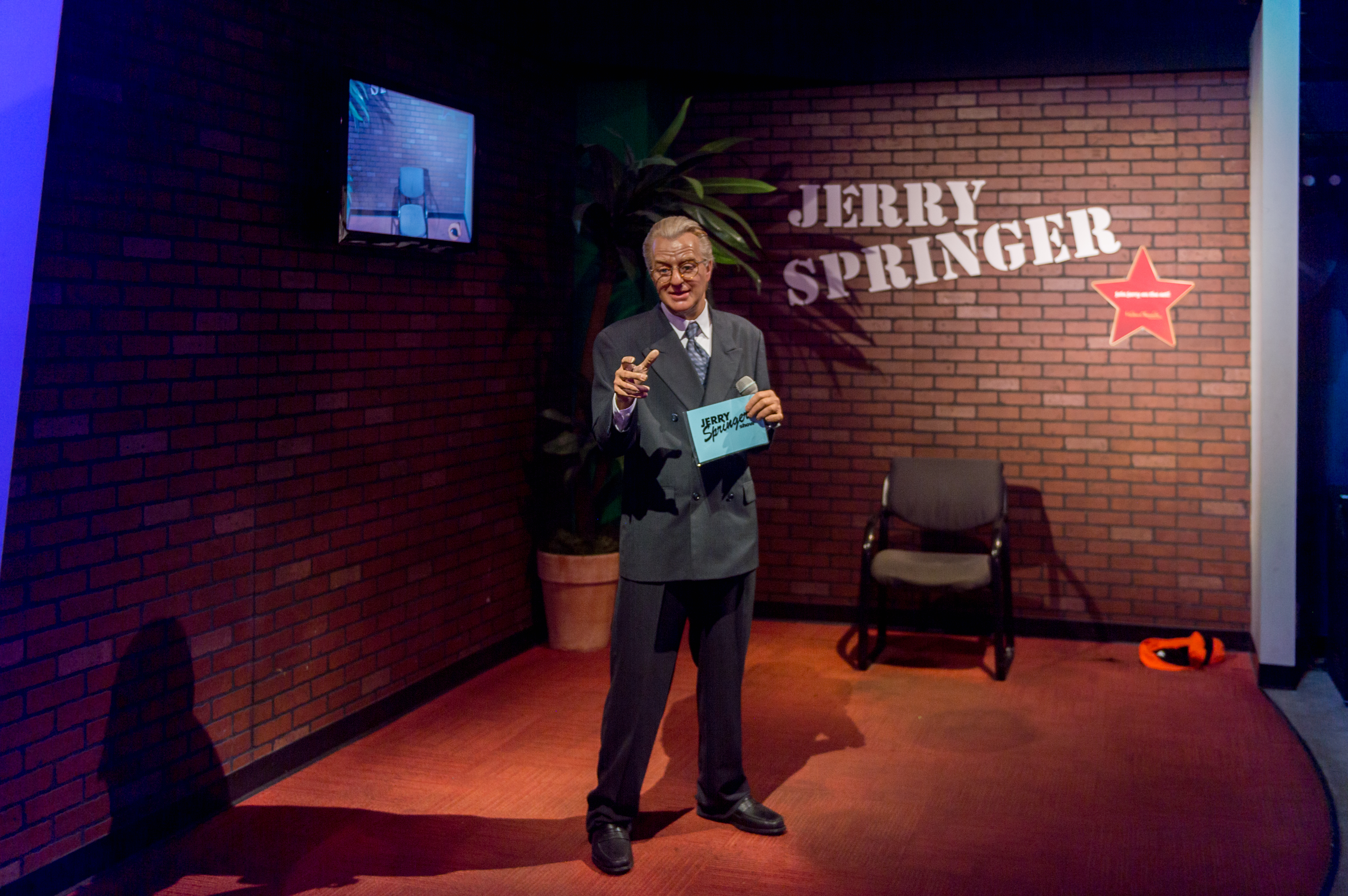 Las,Vegas,,Usa,-,Sep,19,,2017:,Jerry,Springer,,Madame
