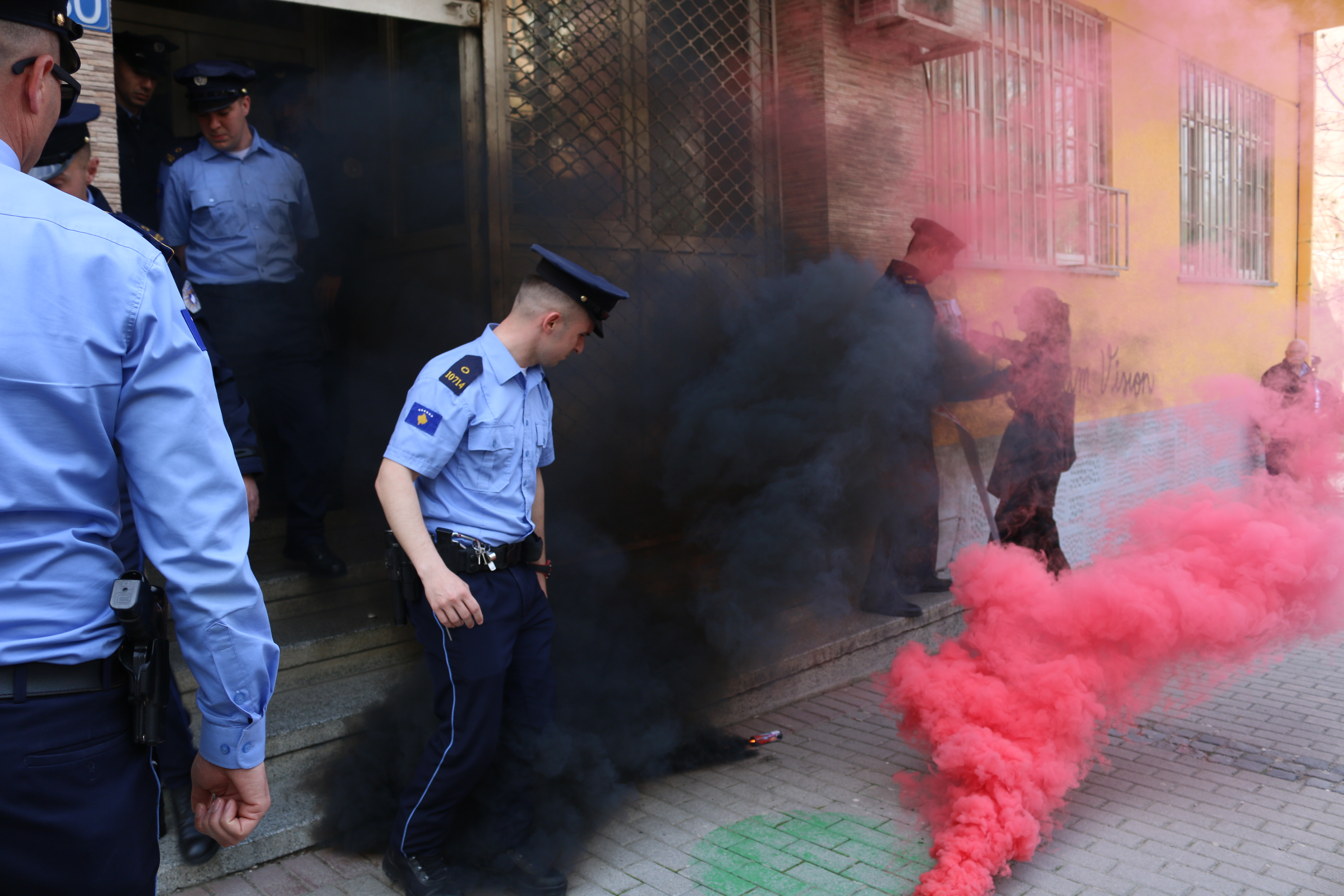 Priština: Povodom 1. maja održan protestni marš “Za slobodno i ravnopravno društvo”