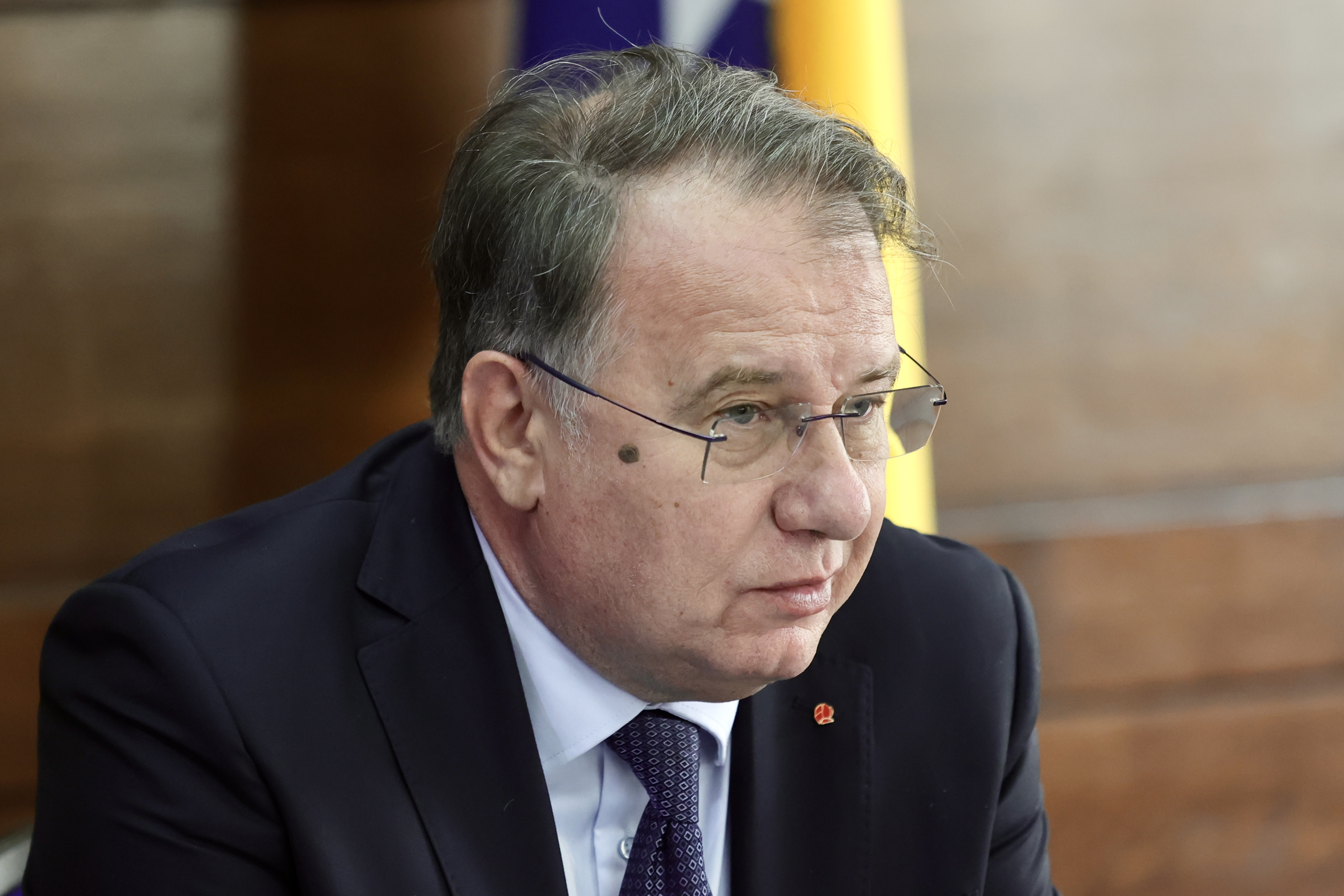 nikšić u fotelji premijera