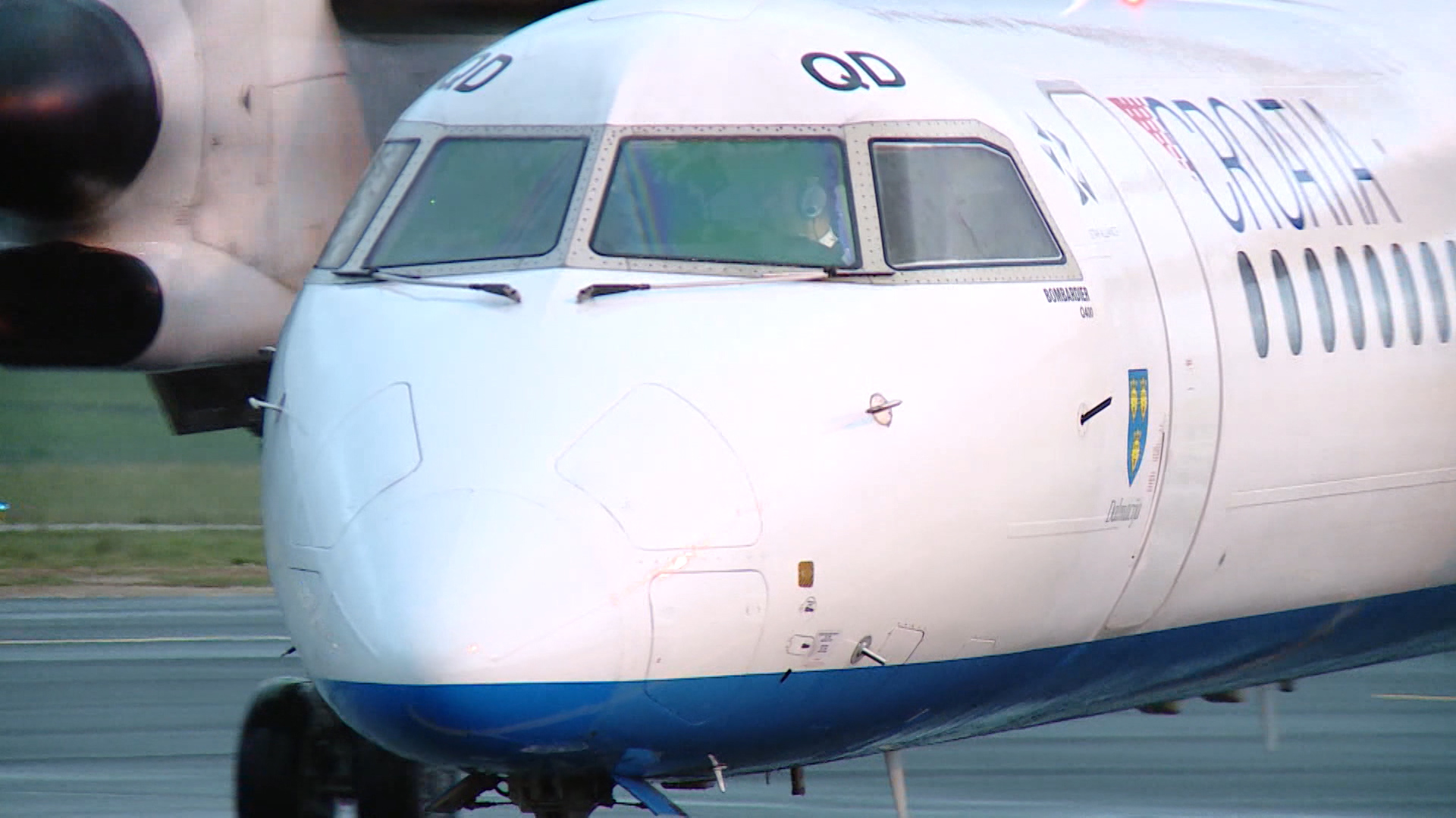 avion, mostar, croatia airlines