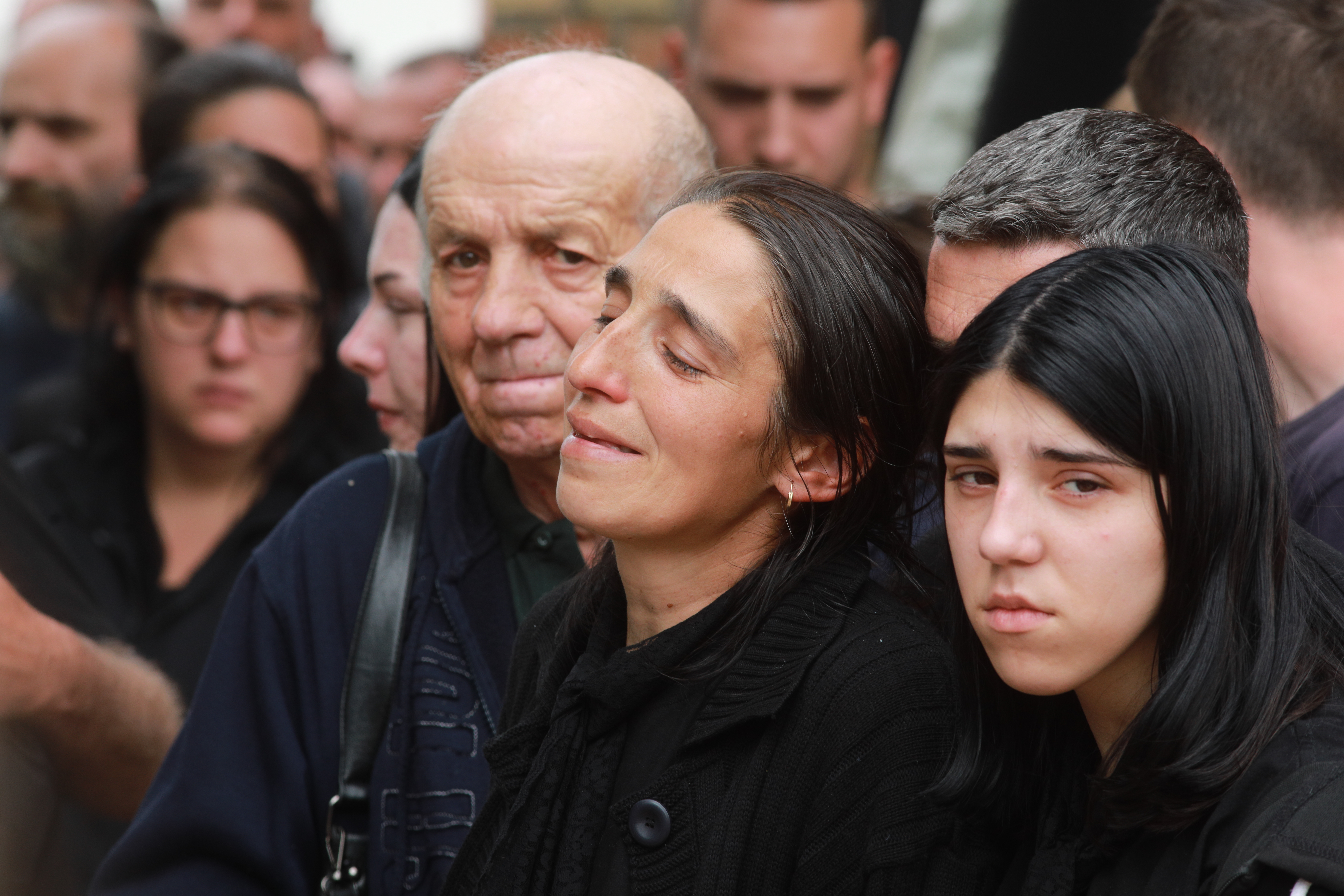 Srbija: Sahranjena petorica mladića, žrtve napada u okolini Mladenovca