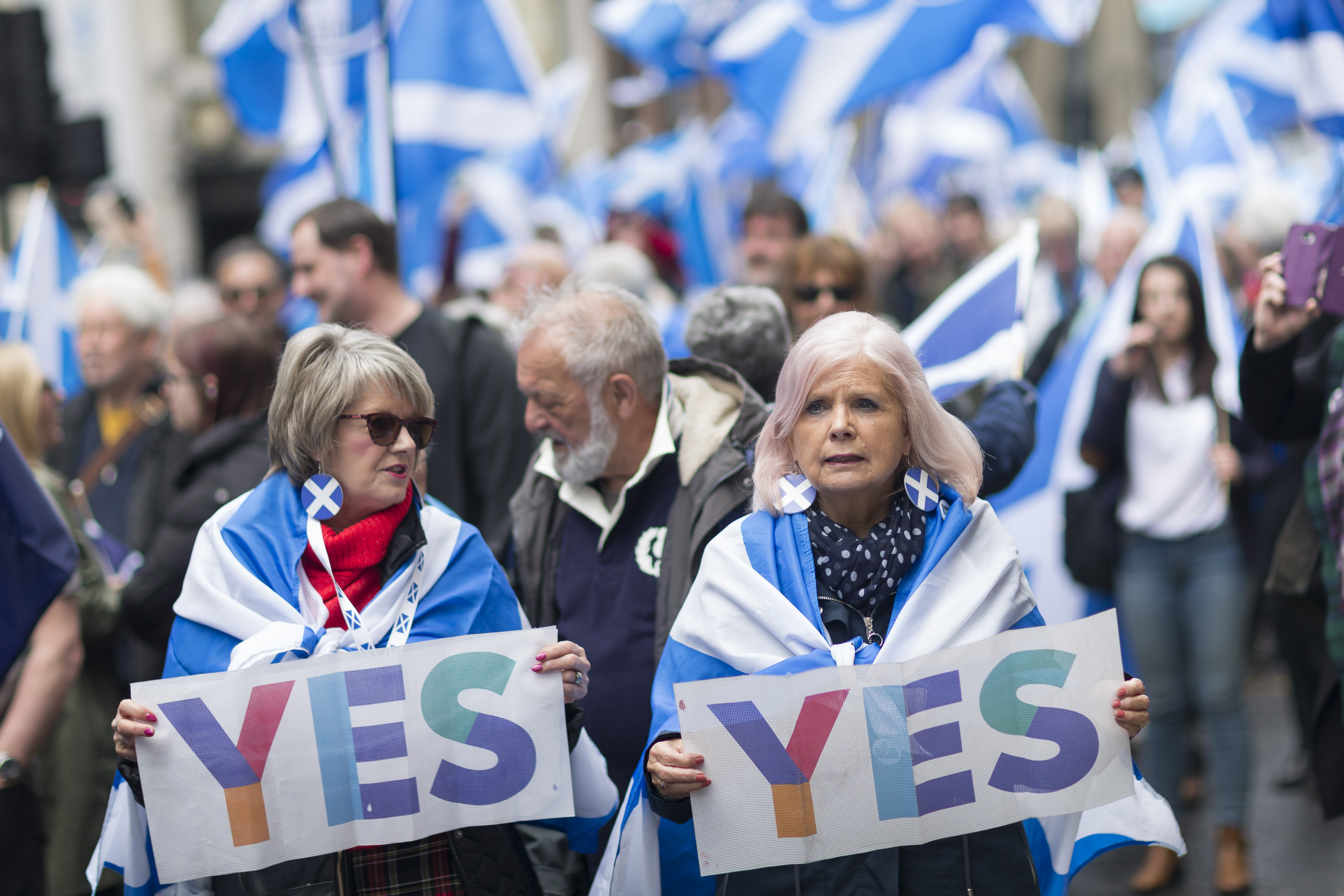 U Glasgowu protest za nezavisnost Škotske tokom krunisanja kralja Charlesa III