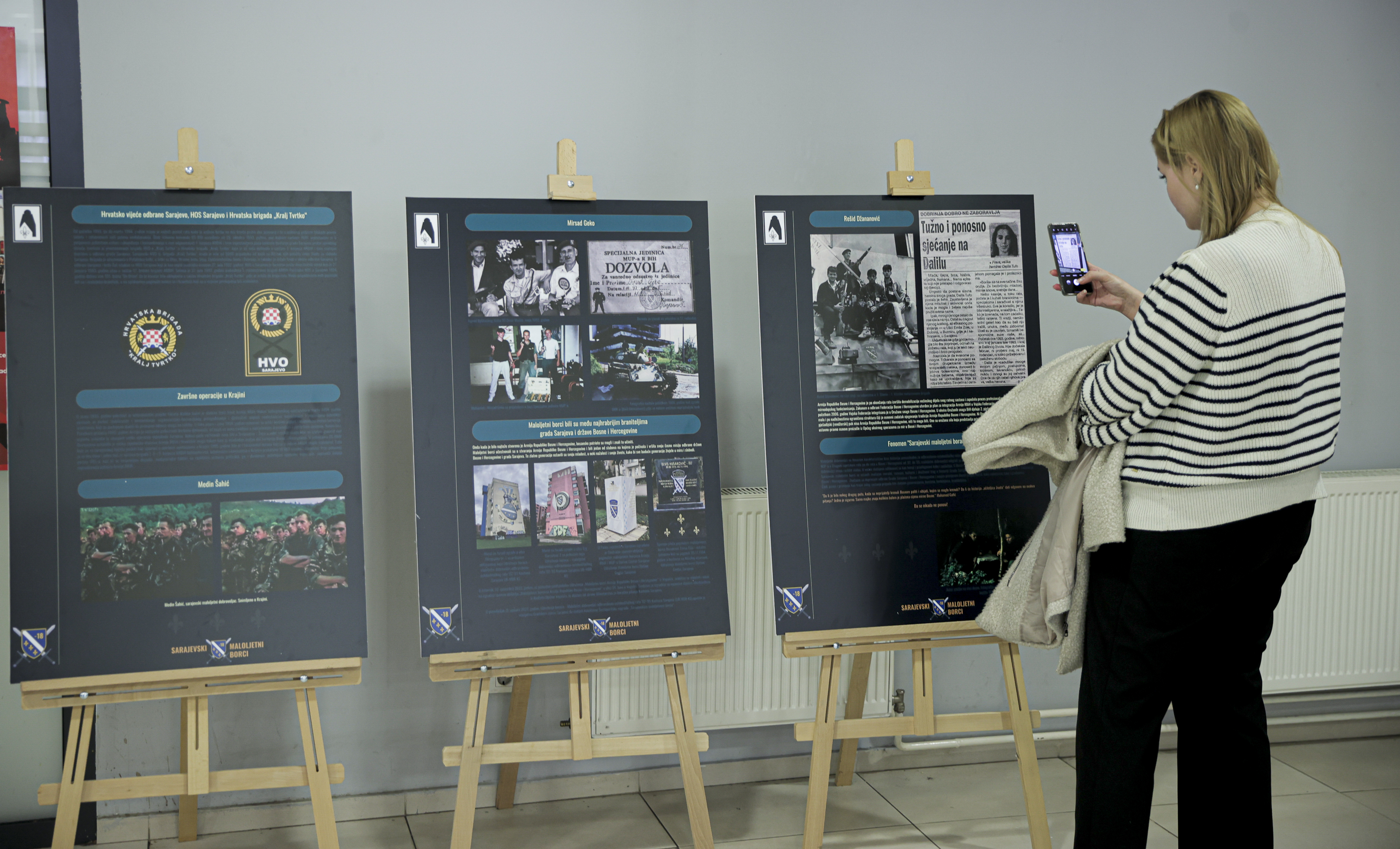 Izložba "Sarajevski maloljetni borci": Ilustracija jedne mladosti koja je školske klupe zamijenila rovovima i linijama odbrane