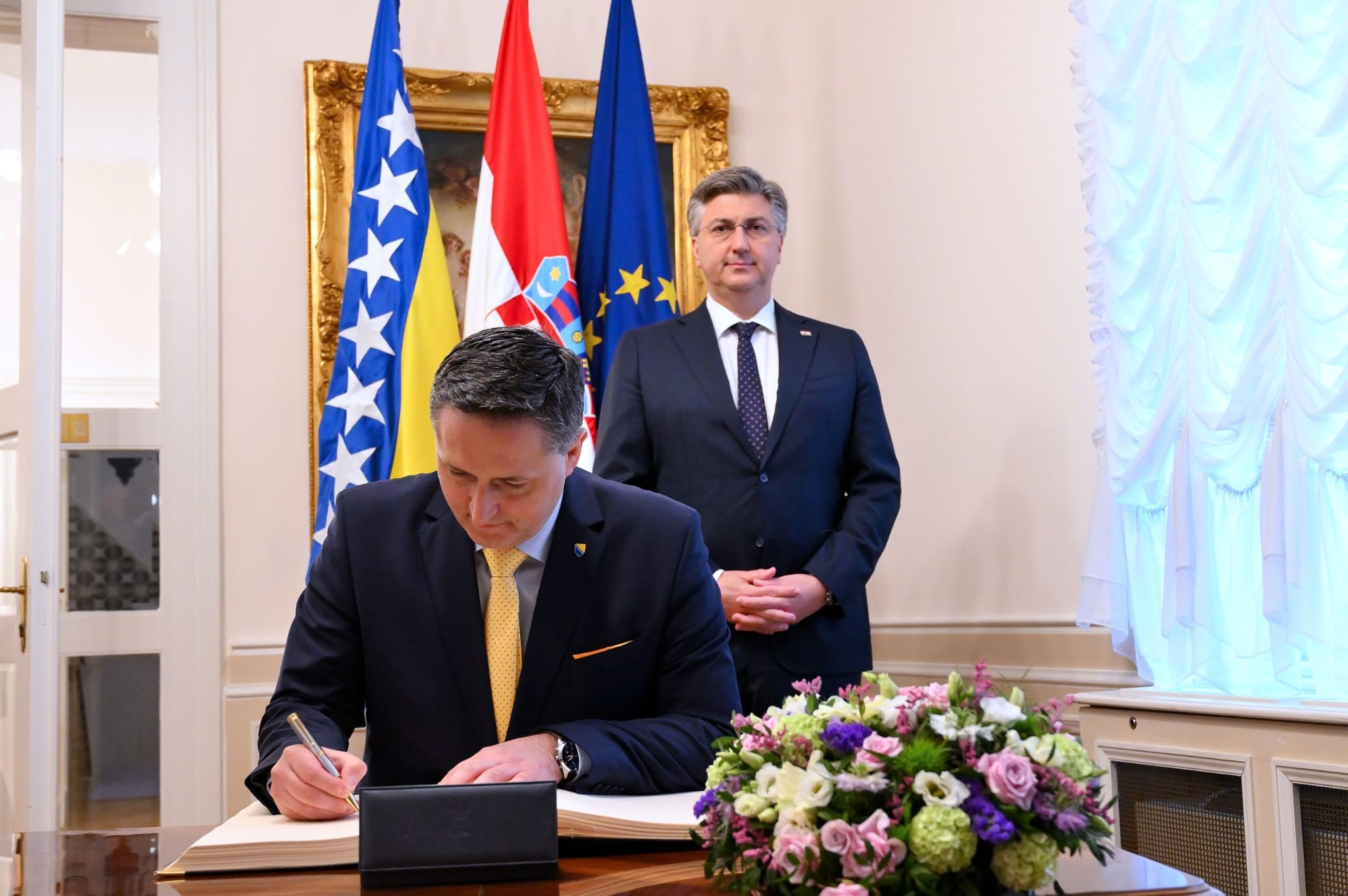 Bećirović s Plenkovićem u Zagrebu: Odnosi BiH i Hrvatske moraju se zasnivati na međusobnom poštovanju