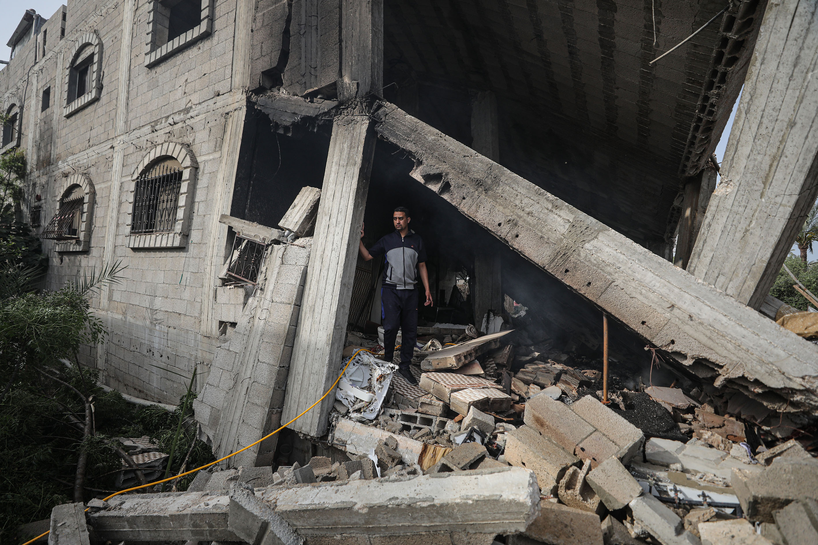 Izraelske snage izvele nove zračne napade na Gazu: Uništena kuća palestinske porodice