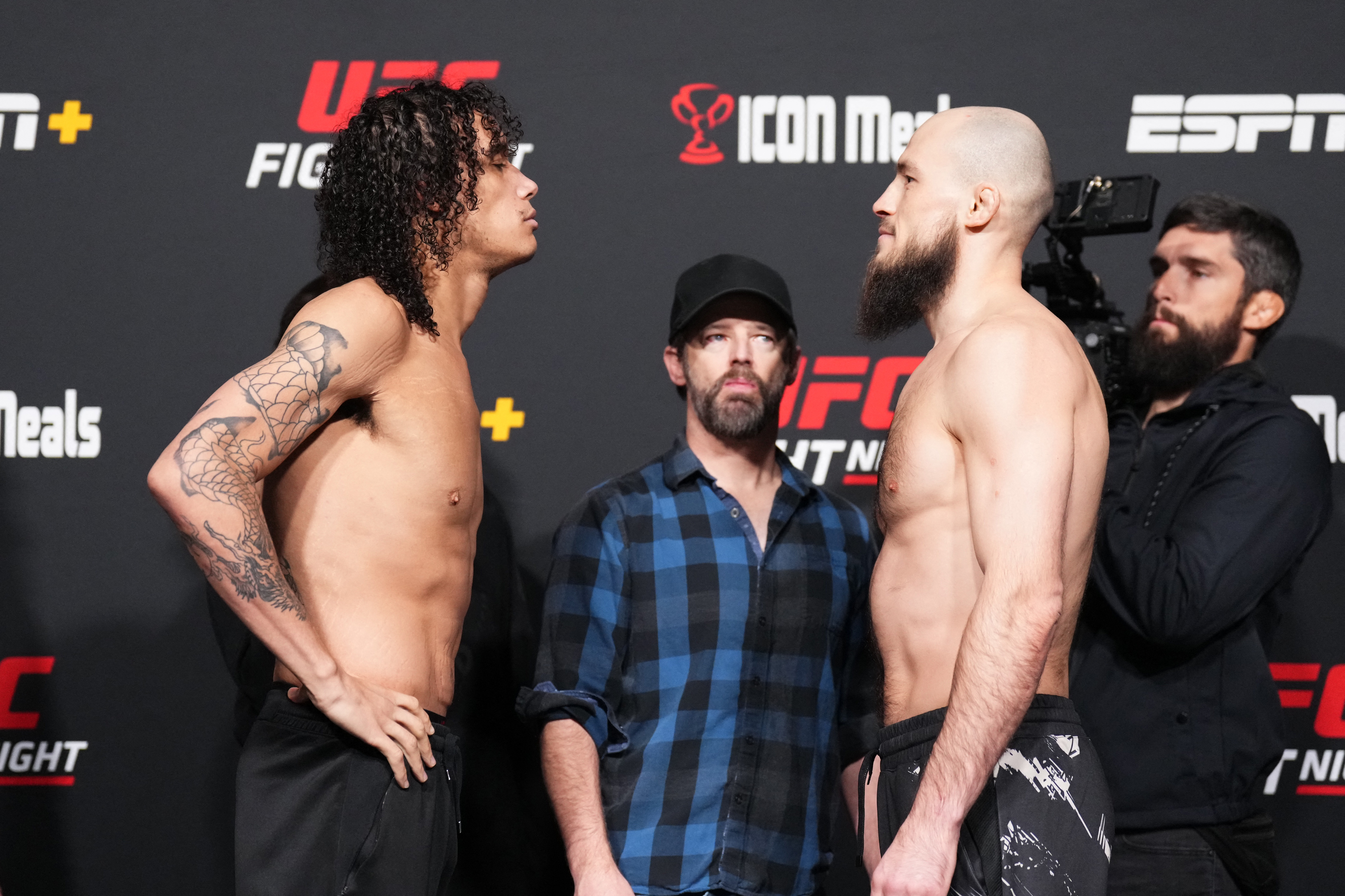 UFC Fight Night: Cannonier v Strickland Weigh-in