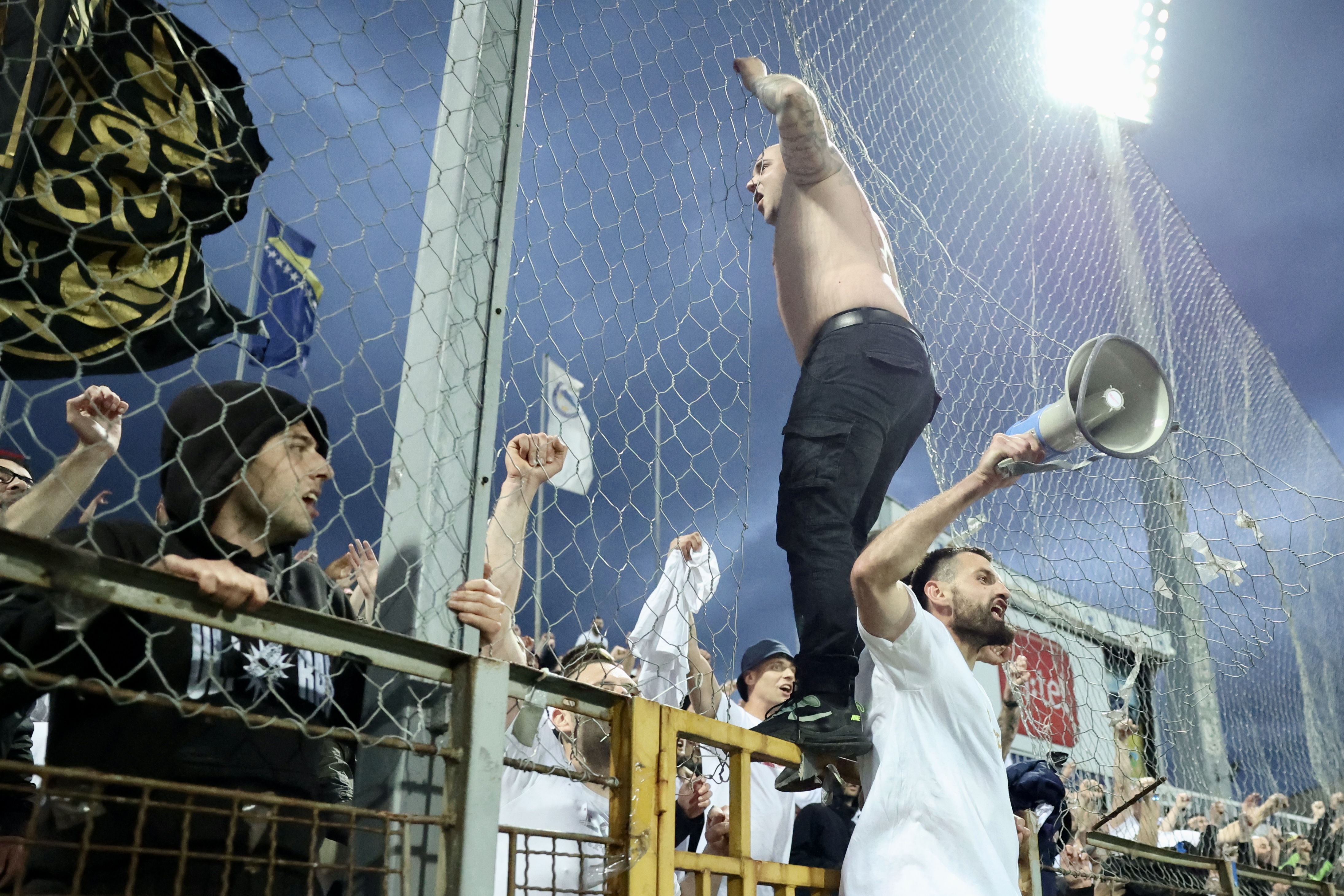 Slavlje Zrinjski i Ultrasi nakon osvajanja Kupa BiH 2023 1