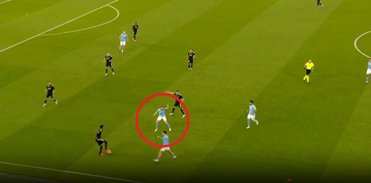 62549087-kevin-de-bruyne