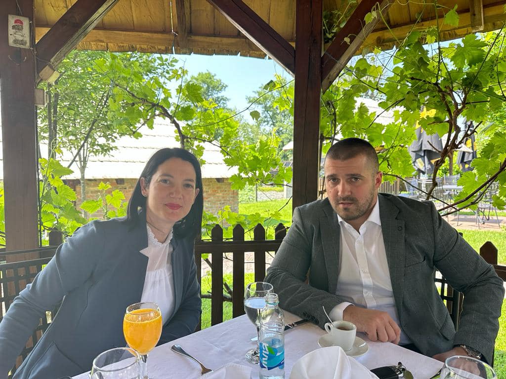 347565800_1638930949935694_1280304353378397272_n