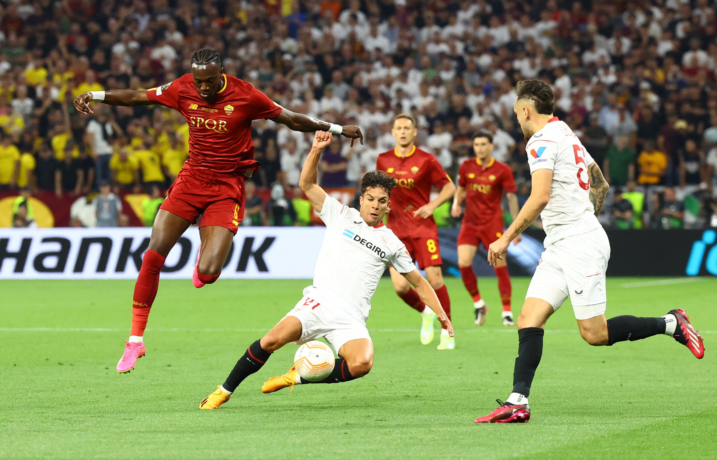 REUTERS/Bernadett Szabo