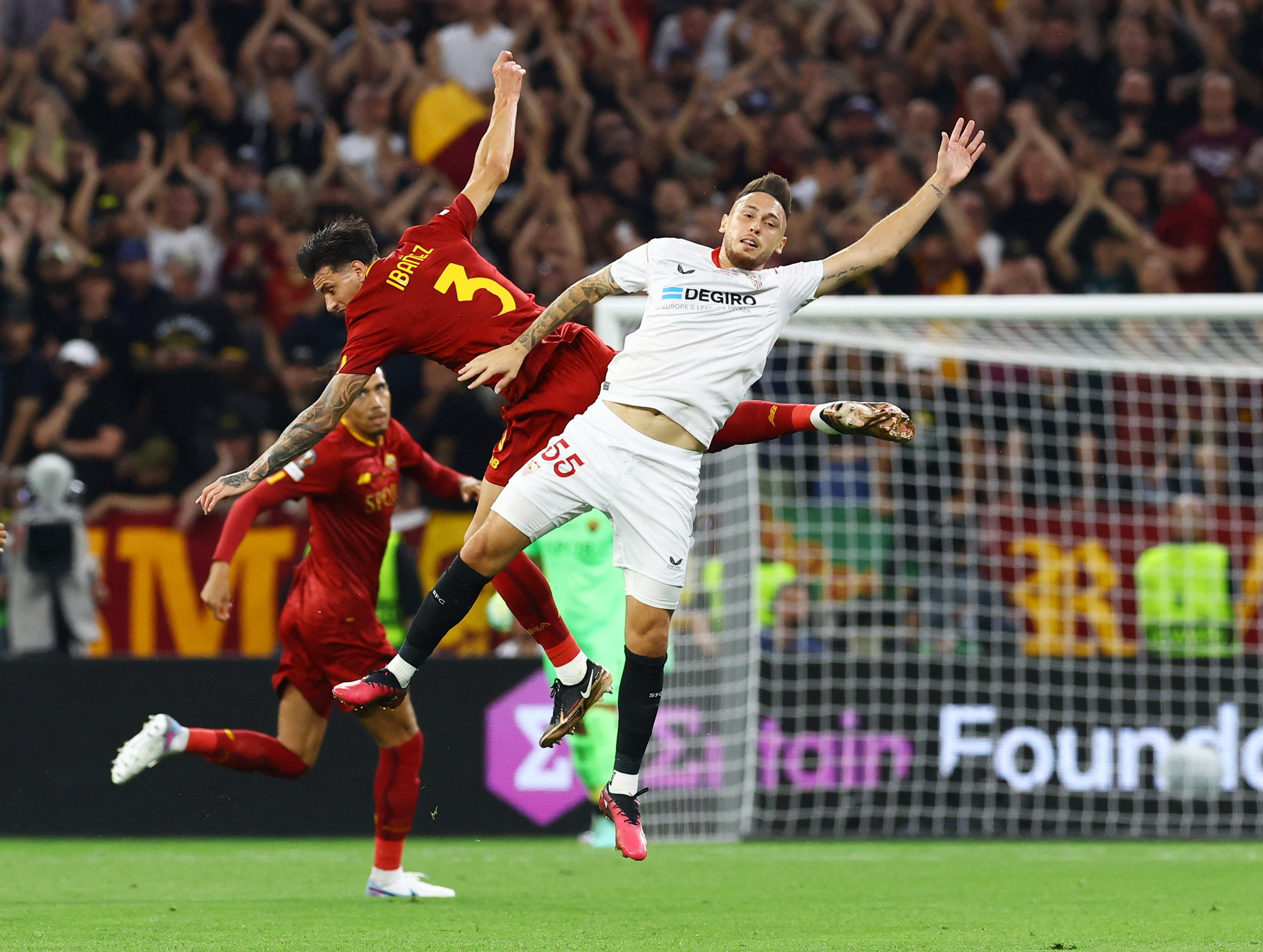 REUTERS/Bernadett Szabo