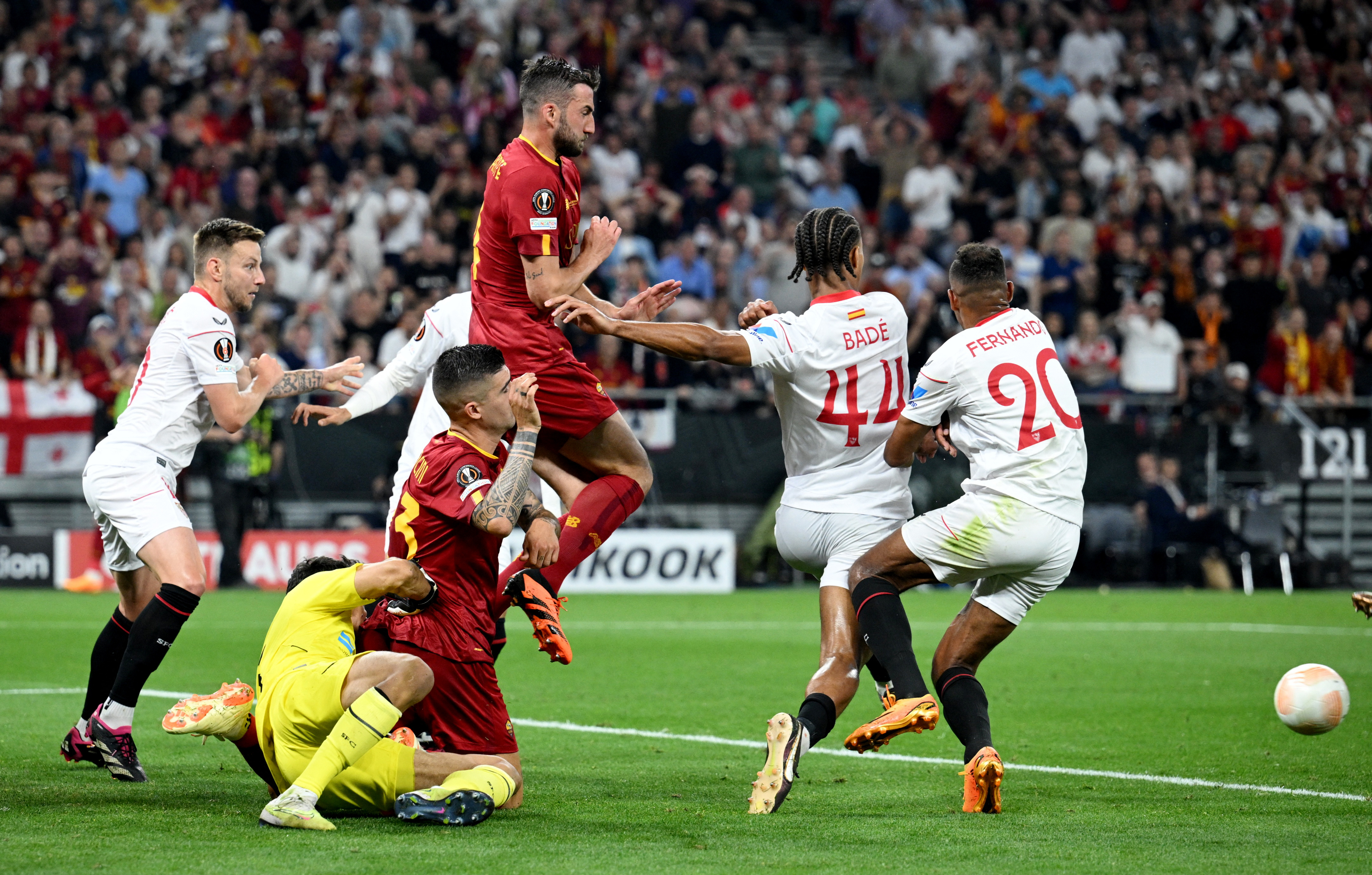  REUTERS/Annegret Hilse