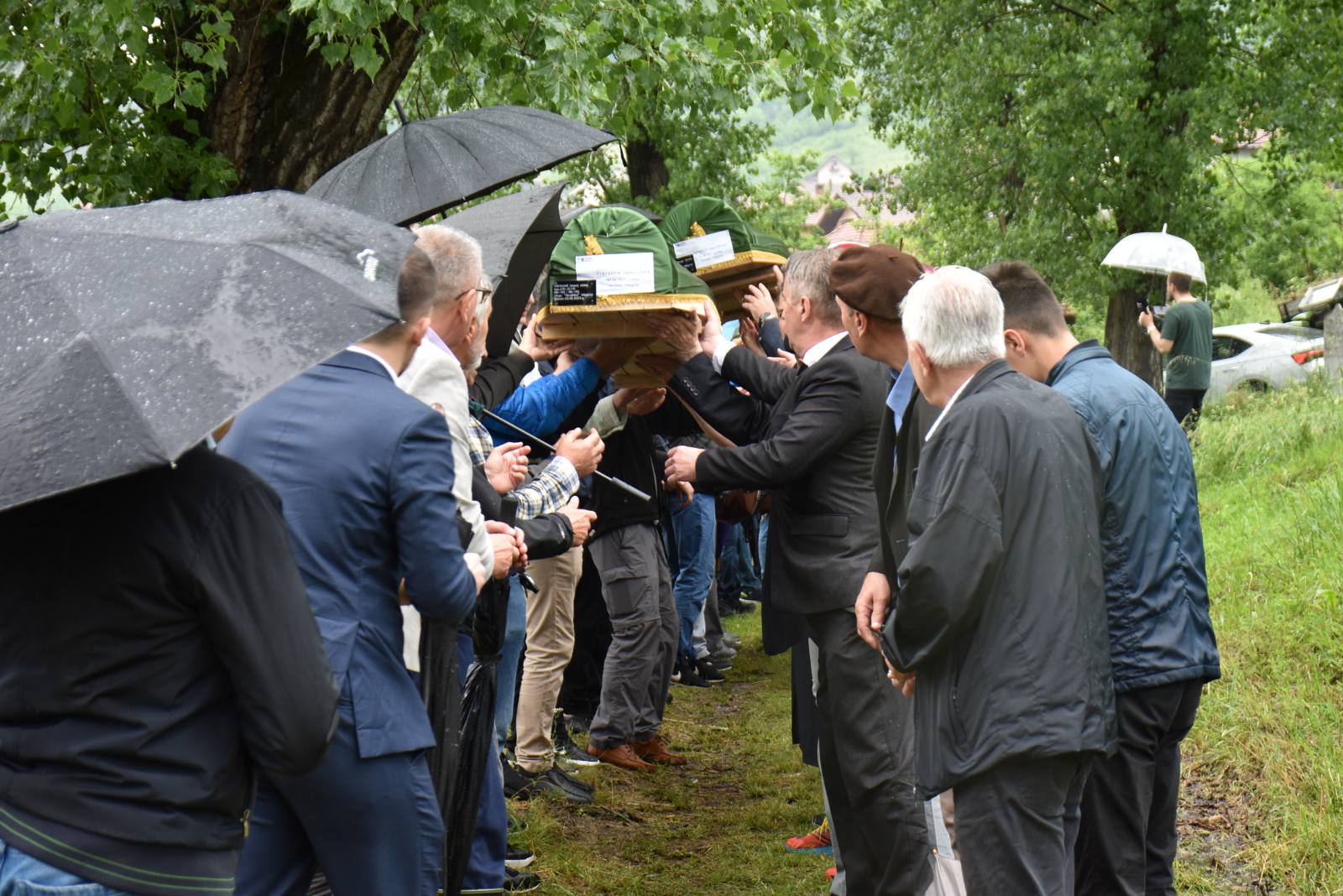 Kolektivna dženaza u Višegradu: Nakon više od 30 godina konačan smiraj za osam žrtava