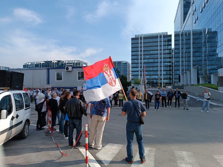 1685807374-1685807173787-750x563