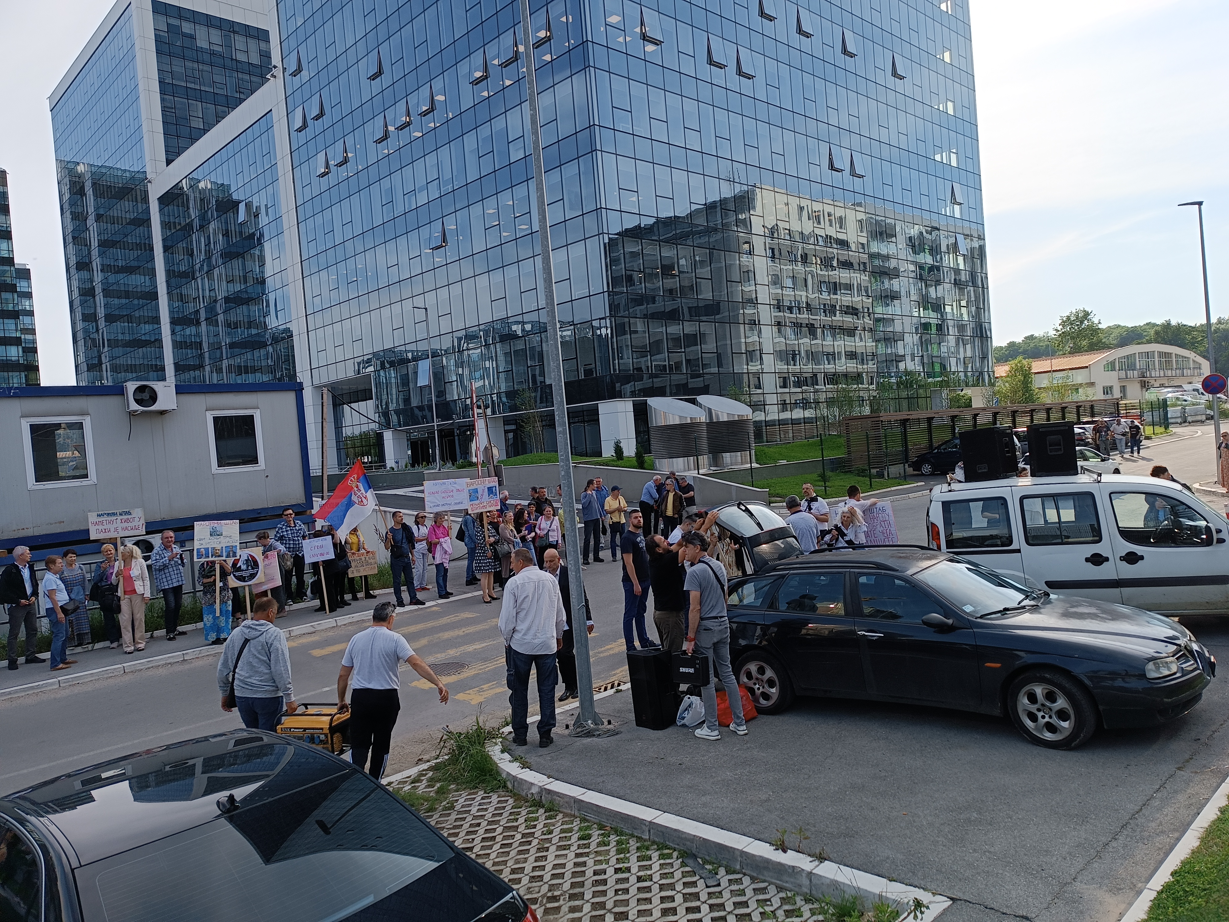 1685807425-1685807311358