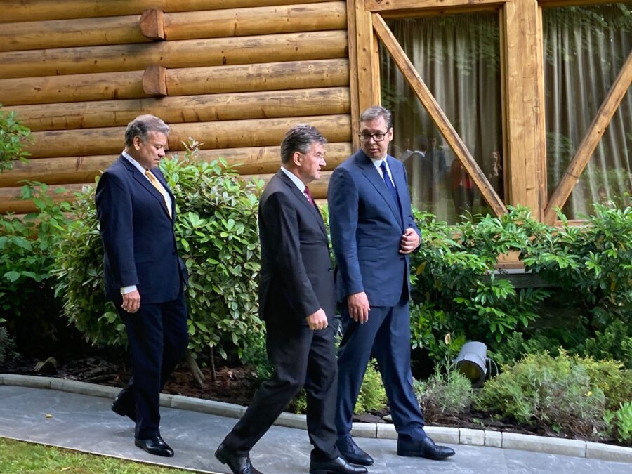 vučić lajčak escobar