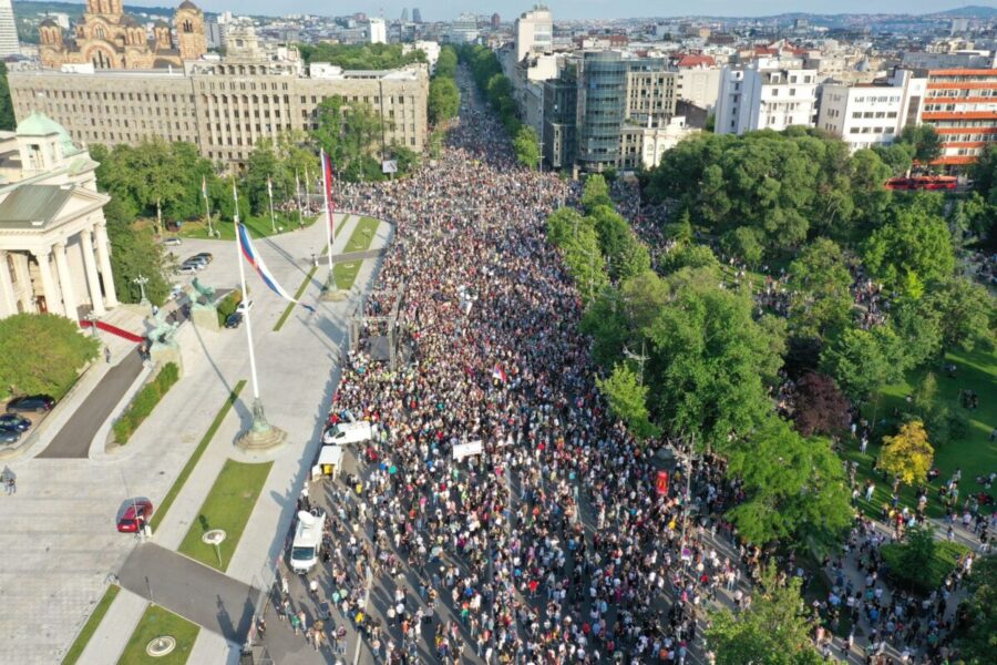 1686334009-1686329289-dron-1200x800-900x600