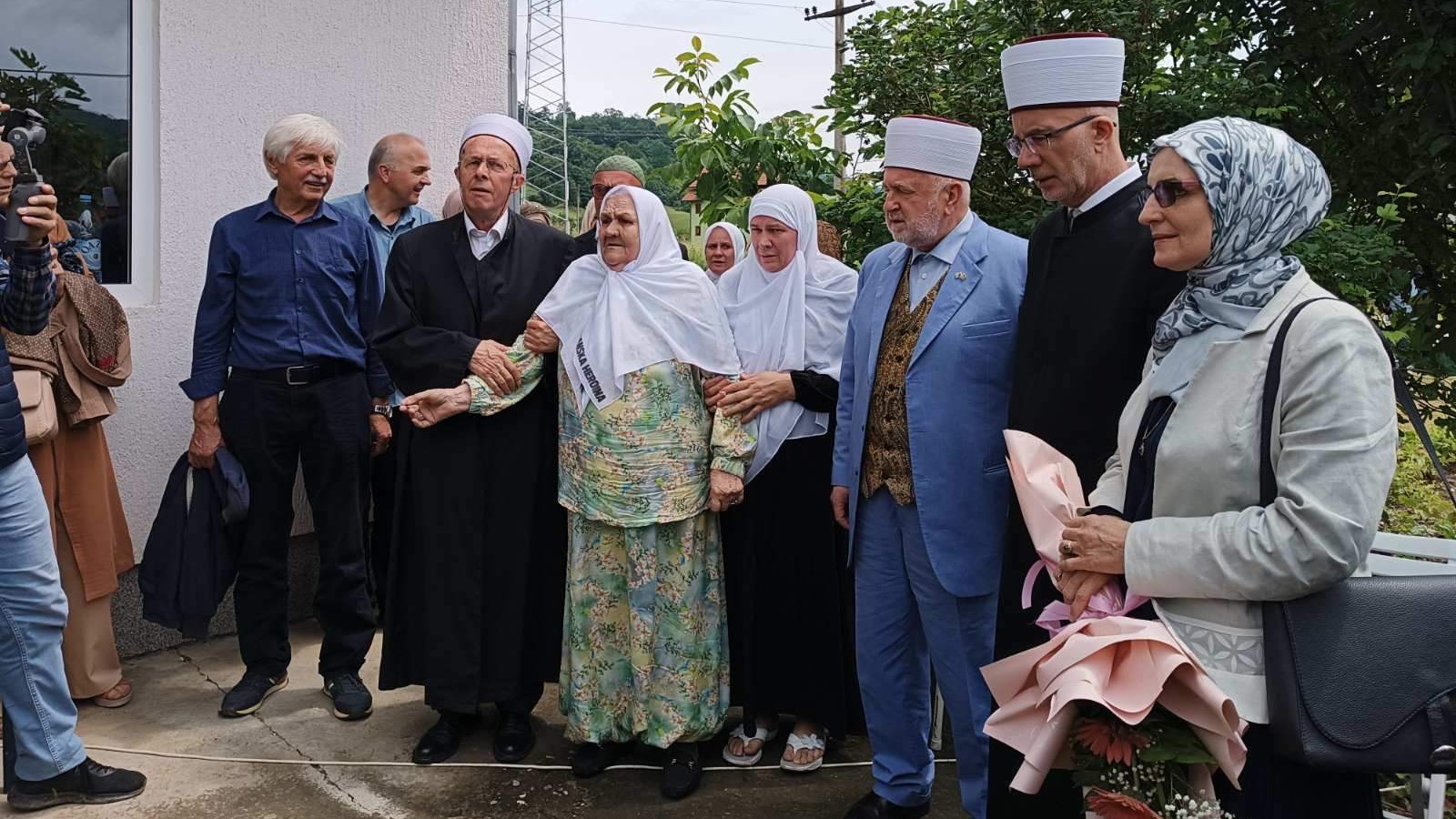 u-konjevic-polju-proucena-ikrar-dova-nani-fati-orlovic59383