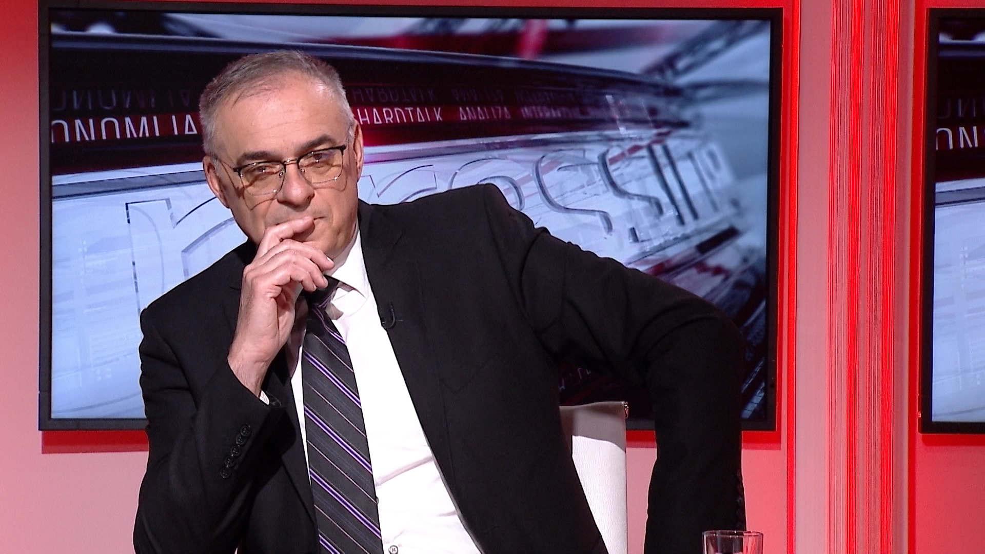 SA-.00_06_09_15.Still009