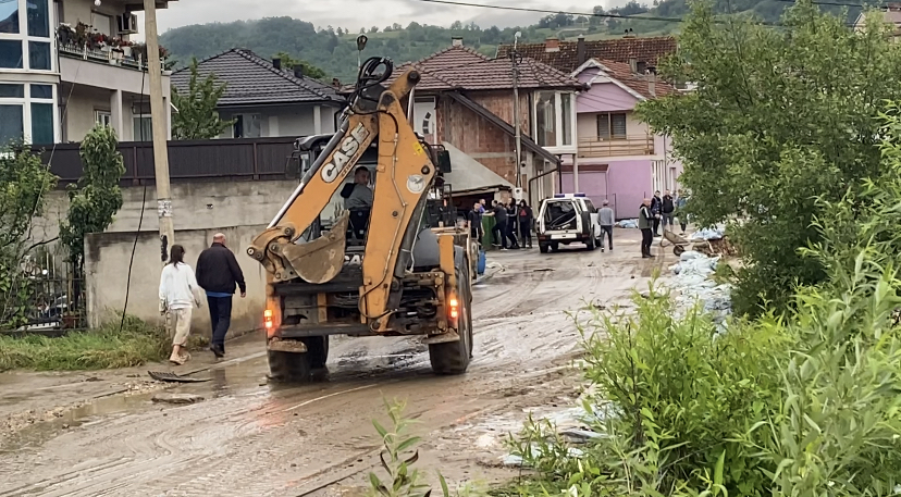 Srbija: Izlila se reka Trnavica, poplava u Novom Pazaru